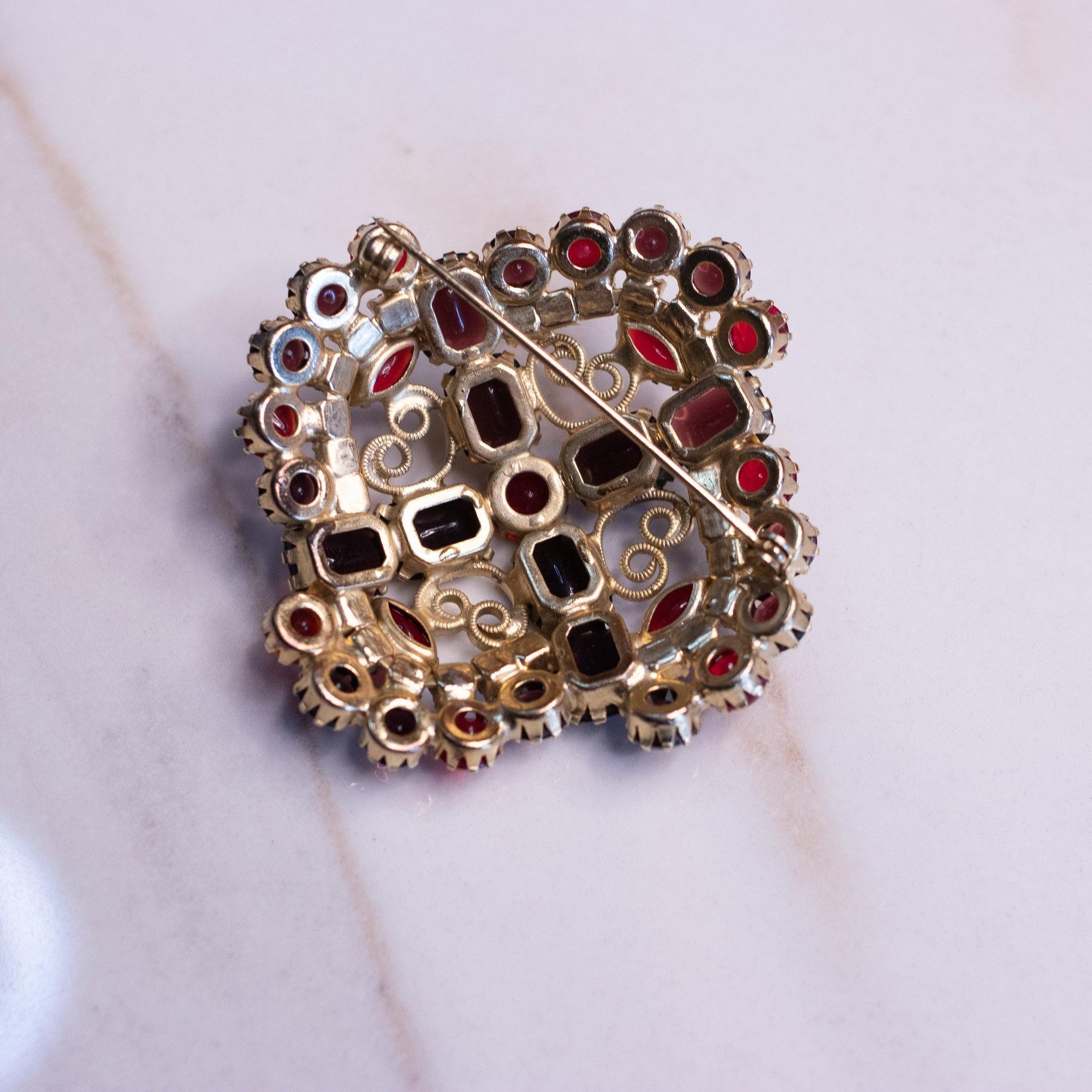 Vintage Amethyst and Ruby Red Crystal and Aurora Borealis Rhinestone Brooch by Austria - Vintage Meet Modern Vintage Jewelry - Chicago, Illinois - #oldhollywoodglamour #vintagemeetmodern #designervintage #jewelrybox #antiquejewelry #vintagejewelry