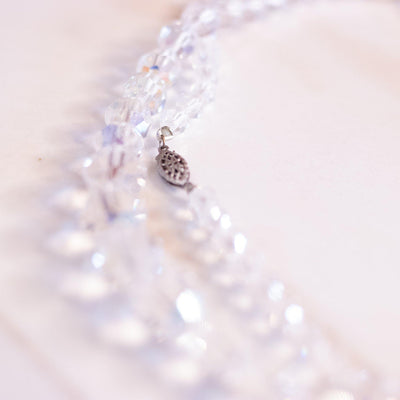 Vintage Made in Austria Long Single Strand Aurora Borealis Crystal Necklace by Unsigned Beauty - Vintage Meet Modern Vintage Jewelry - Chicago, Illinois - #oldhollywoodglamour #vintagemeetmodern #designervintage #jewelrybox #antiquejewelry #vintagejewelry