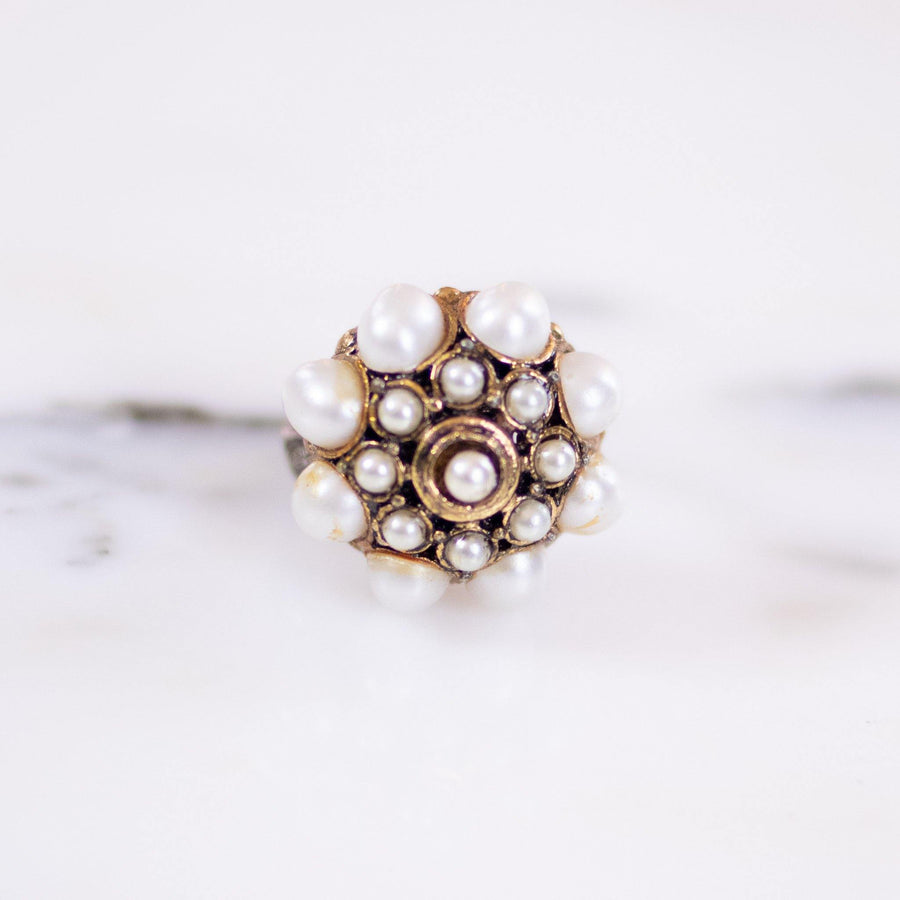 Vintage Faux Pearl Statement Ring by Unsigned Beauty - Vintage Meet Modern Vintage Jewelry - Chicago, Illinois - #oldhollywoodglamour #vintagemeetmodern #designervintage #jewelrybox #antiquejewelry #vintagejewelry