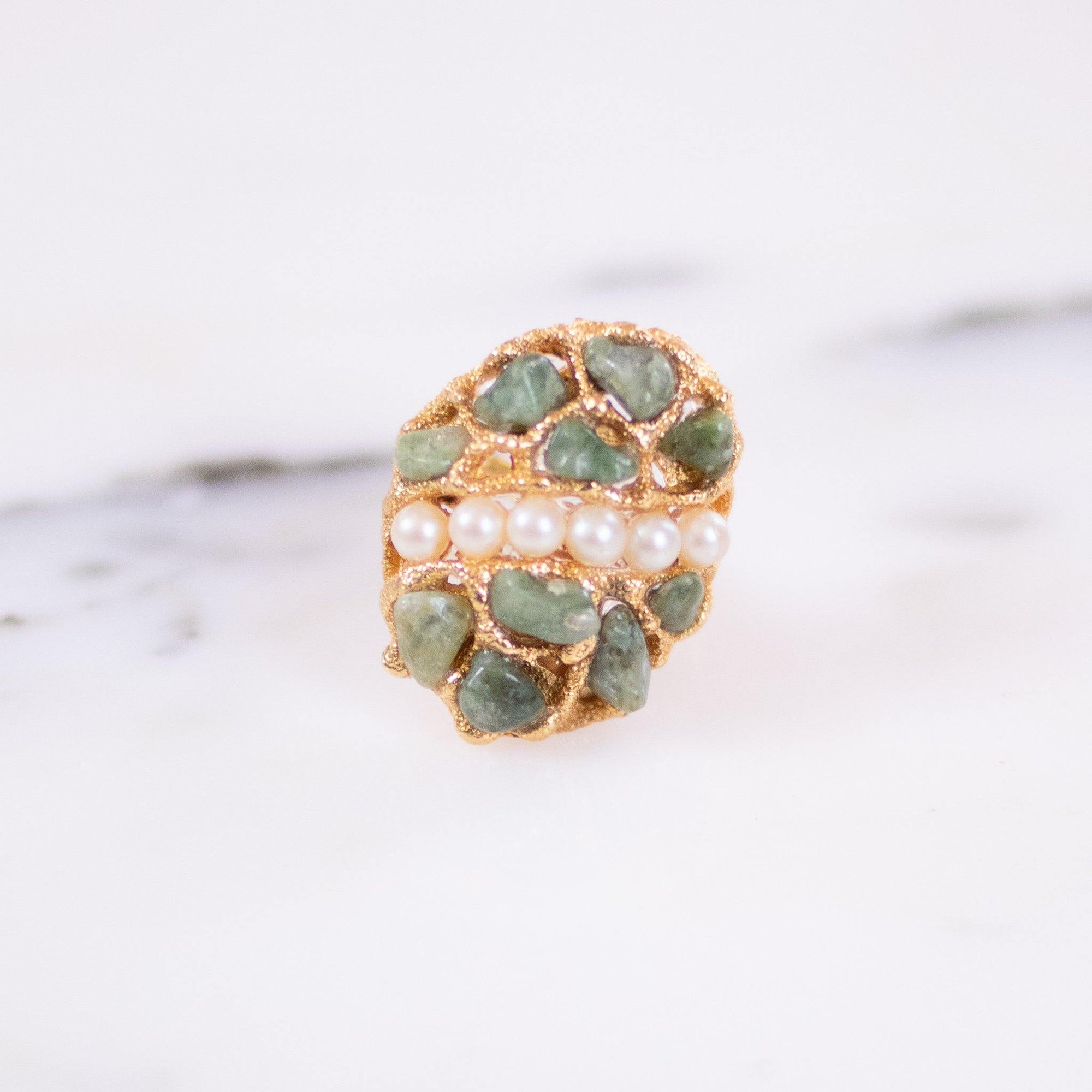 Vintage Mid Century Modern Jade and Faux Pearl Ring by Unsigned Beauty - Vintage Meet Modern Vintage Jewelry - Chicago, Illinois - #oldhollywoodglamour #vintagemeetmodern #designervintage #jewelrybox #antiquejewelry #vintagejewelry