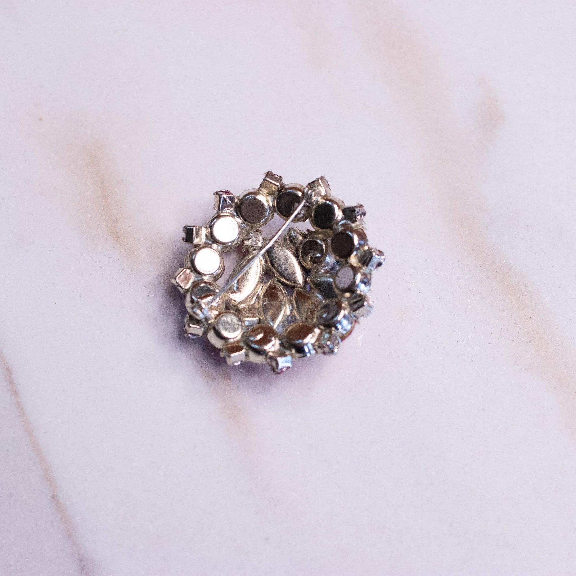 Vintage Pink and Purple Alexandrite Rhinestone Brooch by Juliana - Vintage Meet Modern Vintage Jewelry - Chicago, Illinois - #oldhollywoodglamour #vintagemeetmodern #designervintage #jewelrybox #antiquejewelry #vintagejewelry