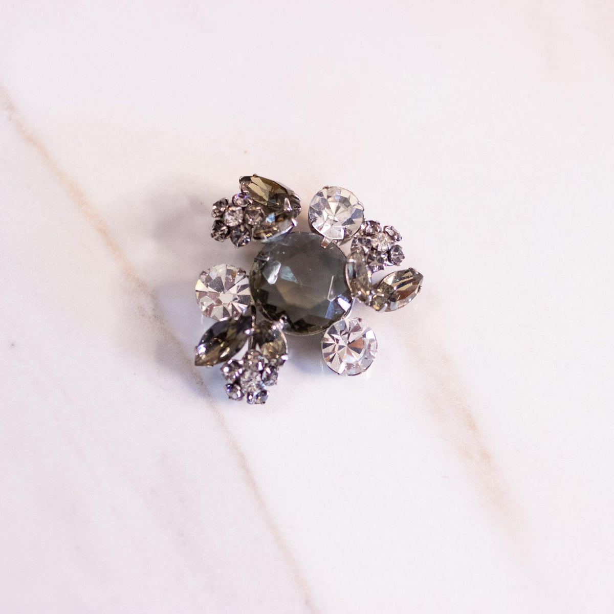 Vintage Weiss Black Diamond and Smoke Rhinestone Brooch