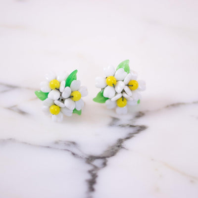 Vintage White and Yellow Daisy Milk Glass Statement Earrings by Unsigned Beauties - Vintage Meet Modern Vintage Jewelry - Chicago, Illinois - #oldhollywoodglamour #vintagemeetmodern #designervintage #jewelrybox #antiquejewelry #vintagejewelry