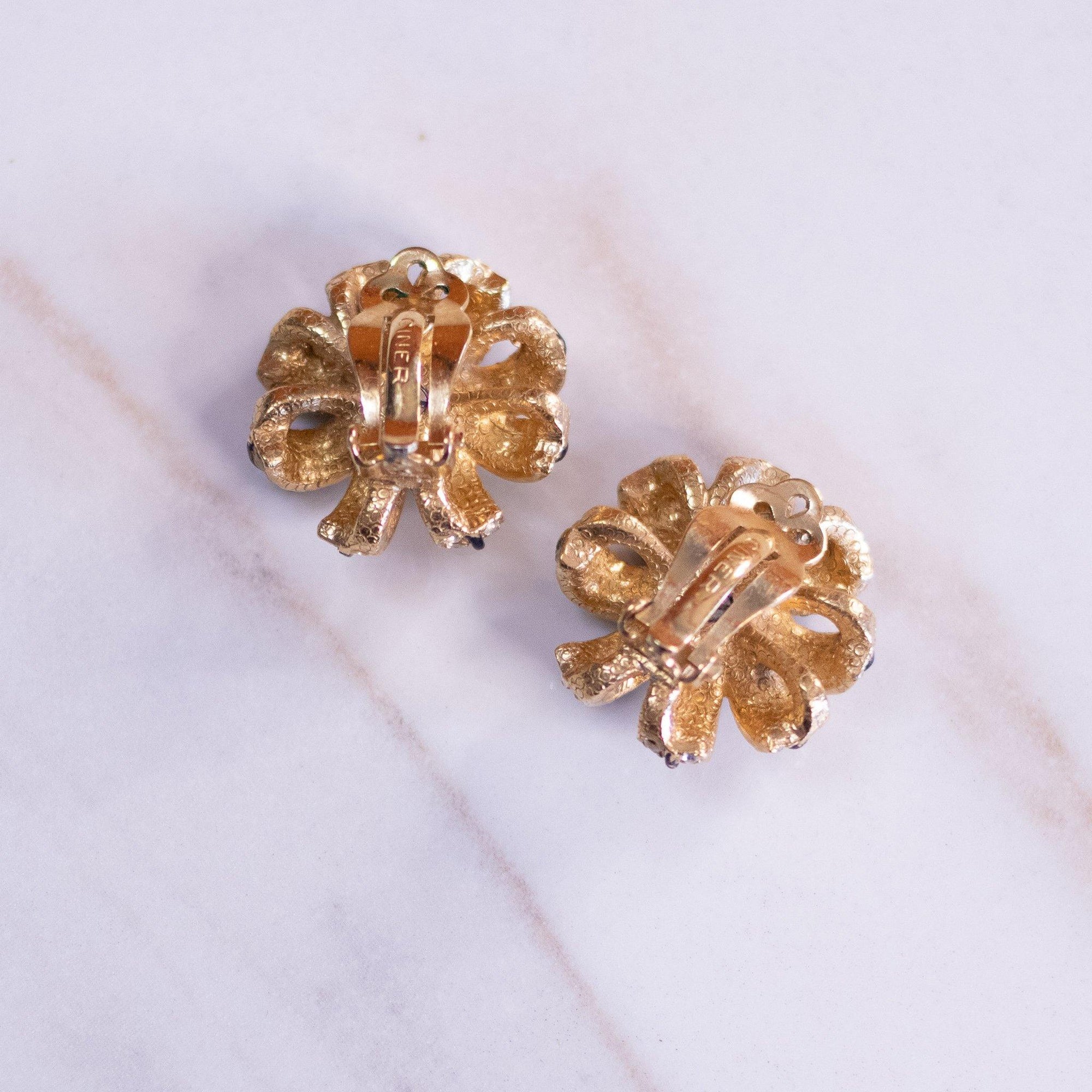 Vintage Ciner Rhinestone Bow Earrings by Ciner - Vintage Meet Modern Vintage Jewelry - Chicago, Illinois - #oldhollywoodglamour #vintagemeetmodern #designervintage #jewelrybox #antiquejewelry #vintagejewelry