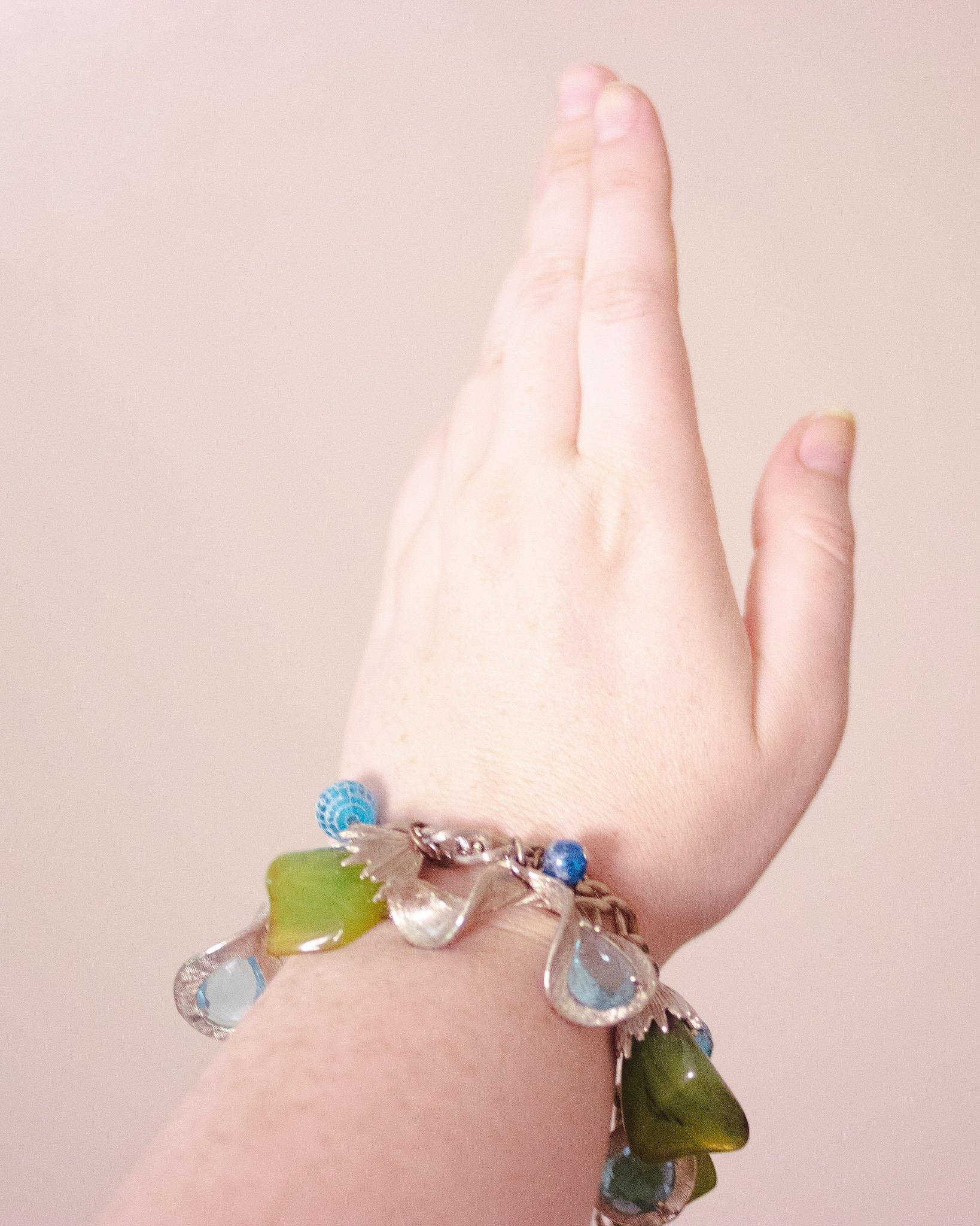 Vintage 1950s Mid Century Modern Blue and Green Lucite Charm Bracelet by Unsigned Beauty - Vintage Meet Modern Vintage Jewelry - Chicago, Illinois - #oldhollywoodglamour #vintagemeetmodern #designervintage #jewelrybox #antiquejewelry #vintagejewelry