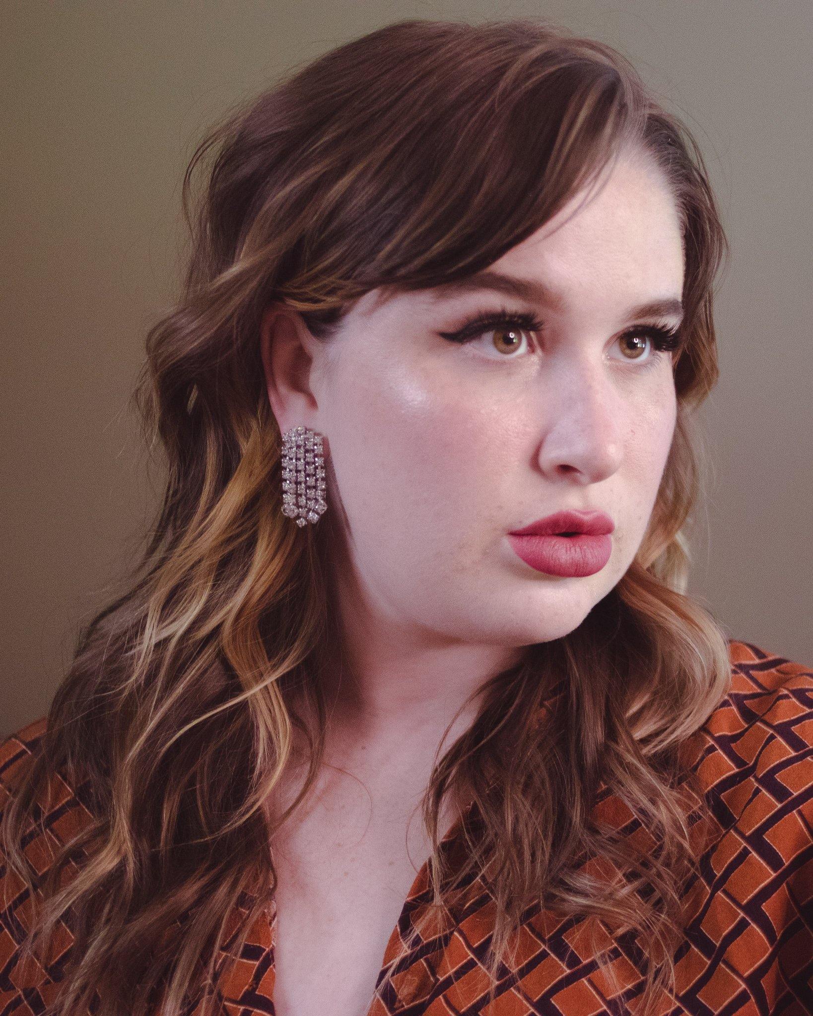 Vintage Art Deco Rhinestone Fringe Earrings by Unsigned Beauty - Vintage Meet Modern Vintage Jewelry - Chicago, Illinois - #oldhollywoodglamour #vintagemeetmodern #designervintage #jewelrybox #antiquejewelry #vintagejewelry