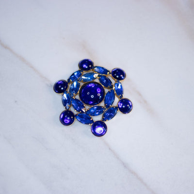 Vintage Blue Rhinestone Medallion Brooch ‘ by Unsigned Beauty - Vintage Meet Modern Vintage Jewelry - Chicago, Illinois - #oldhollywoodglamour #vintagemeetmodern #designervintage #jewelrybox #antiquejewelry #vintagejewelry