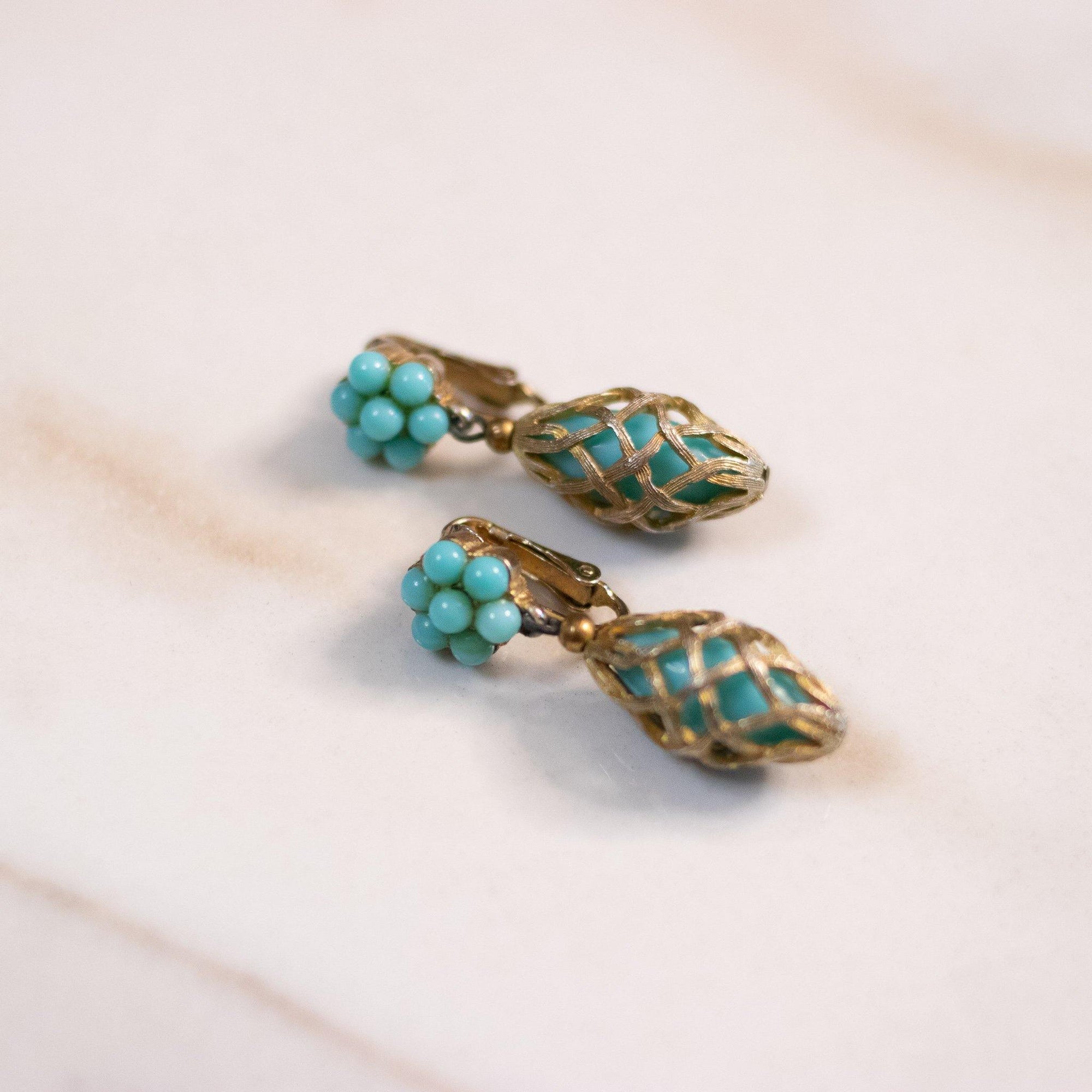 Vintage Mid Century Modern Caged Turquoise Lucite Earrings by Unsigned Beauty - Vintage Meet Modern Vintage Jewelry - Chicago, Illinois - #oldhollywoodglamour #vintagemeetmodern #designervintage #jewelrybox #antiquejewelry #vintagejewelry