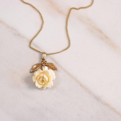 Vintage Petite White Rose Necklace by 1/20 12kt Gold Filled - Vintage Meet Modern Vintage Jewelry - Chicago, Illinois - #oldhollywoodglamour #vintagemeetmodern #designervintage #jewelrybox #antiquejewelry #vintagejewelry