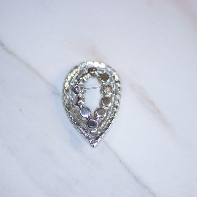 Vintage Art Deco Diamante Teardrop Brooch by Unsigned Beauty - Vintage Meet Modern Vintage Jewelry - Chicago, Illinois - #oldhollywoodglamour #vintagemeetmodern #designervintage #jewelrybox #antiquejewelry #vintagejewelry