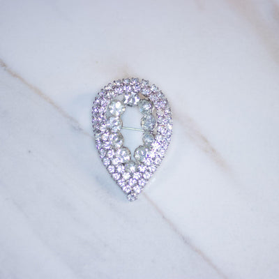 Vintage Art Deco Diamante Teardrop Brooch by Unsigned Beauty - Vintage Meet Modern Vintage Jewelry - Chicago, Illinois - #oldhollywoodglamour #vintagemeetmodern #designervintage #jewelrybox #antiquejewelry #vintagejewelry