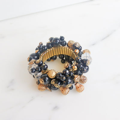 Vintage 1960s Gold and Black Cha-Cha Bracelet by Unsigned Beauty - Vintage Meet Modern Vintage Jewelry - Chicago, Illinois - #oldhollywoodglamour #vintagemeetmodern #designervintage #jewelrybox #antiquejewelry #vintagejewelry