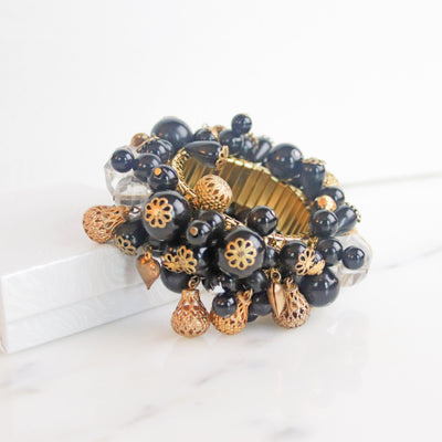 Vintage 1960s Gold and Black Cha-Cha Bracelet by Unsigned Beauty - Vintage Meet Modern Vintage Jewelry - Chicago, Illinois - #oldhollywoodglamour #vintagemeetmodern #designervintage #jewelrybox #antiquejewelry #vintagejewelry
