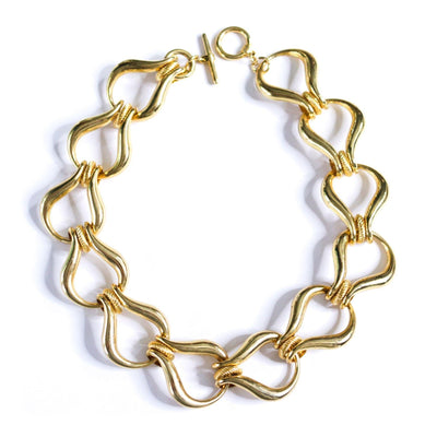 Vintage 1980s Chunky Gold Stirrup Link Necklace by Unsigned Beauty - Vintage Meet Modern Vintage Jewelry - Chicago, Illinois - #oldhollywoodglamour #vintagemeetmodern #designervintage #jewelrybox #antiquejewelry #vintagejewelry