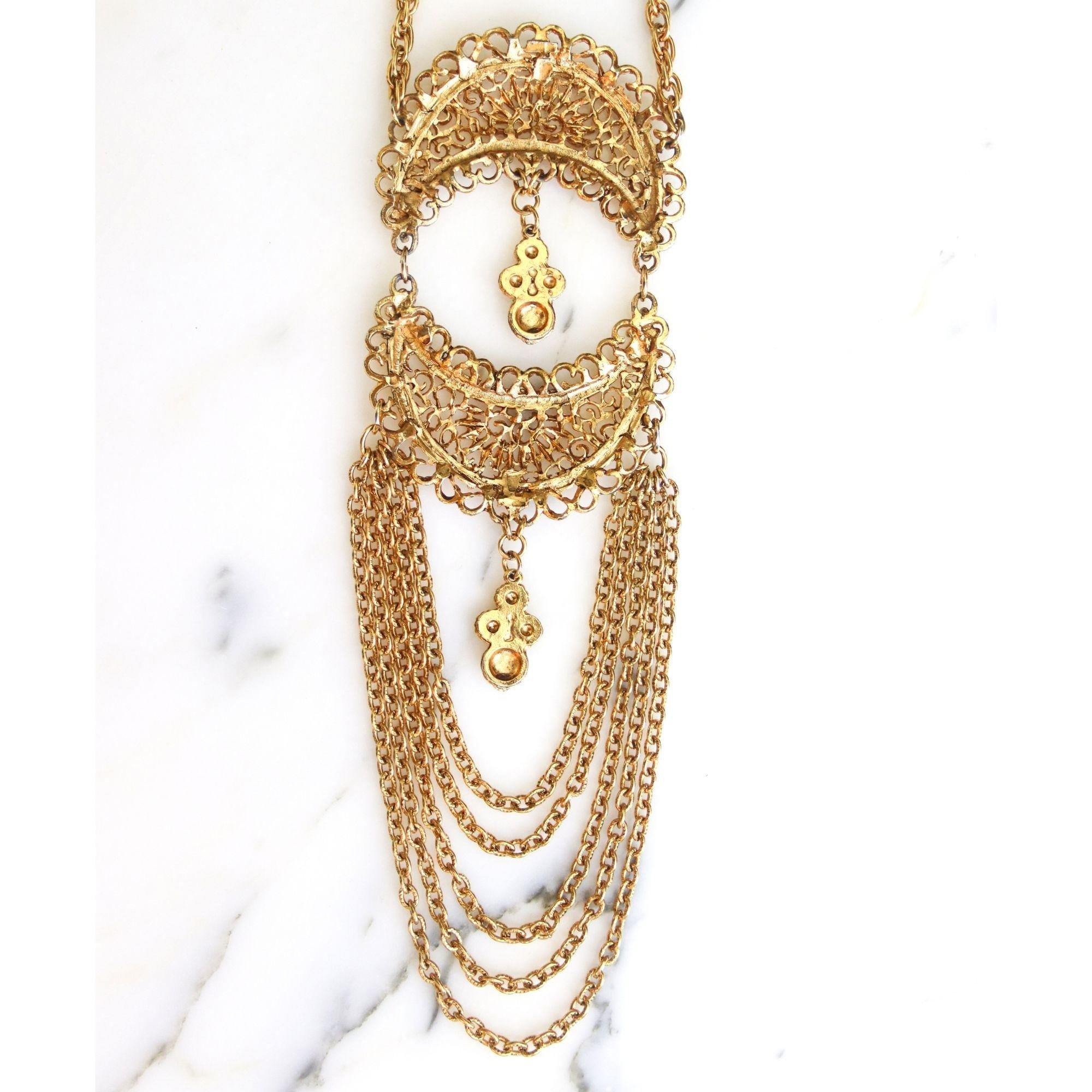 Vintage Etruscan Style Waterfall Statement Necklace by Unsigned Beauty - Vintage Meet Modern Vintage Jewelry - Chicago, Illinois - #oldhollywoodglamour #vintagemeetmodern #designervintage #jewelrybox #antiquejewelry #vintagejewelry
