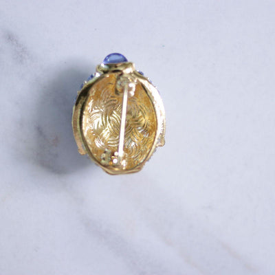 Vintage Swarovski Ladybug Brooch by Unsigned - Vintage Meet Modern Vintage Jewelry - Chicago, Illinois - #oldhollywoodglamour #vintagemeetmodern #designervintage #jewelrybox #antiquejewelry #vintagejewelry