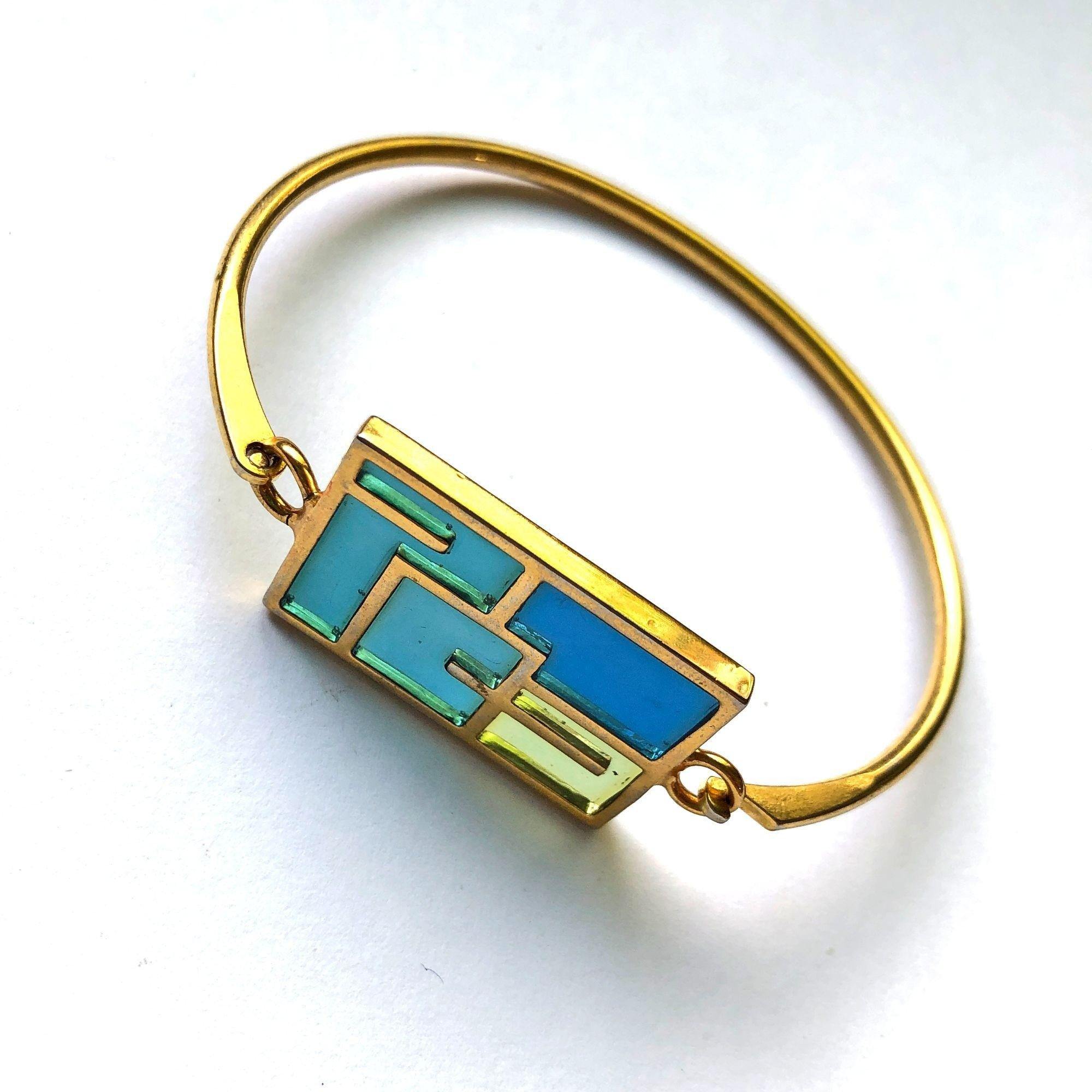 Vintage Geometric Blue Green Glass Bracelet by Unsigned Beauty - Vintage Meet Modern Vintage Jewelry - Chicago, Illinois - #oldhollywoodglamour #vintagemeetmodern #designervintage #jewelrybox #antiquejewelry #vintagejewelry