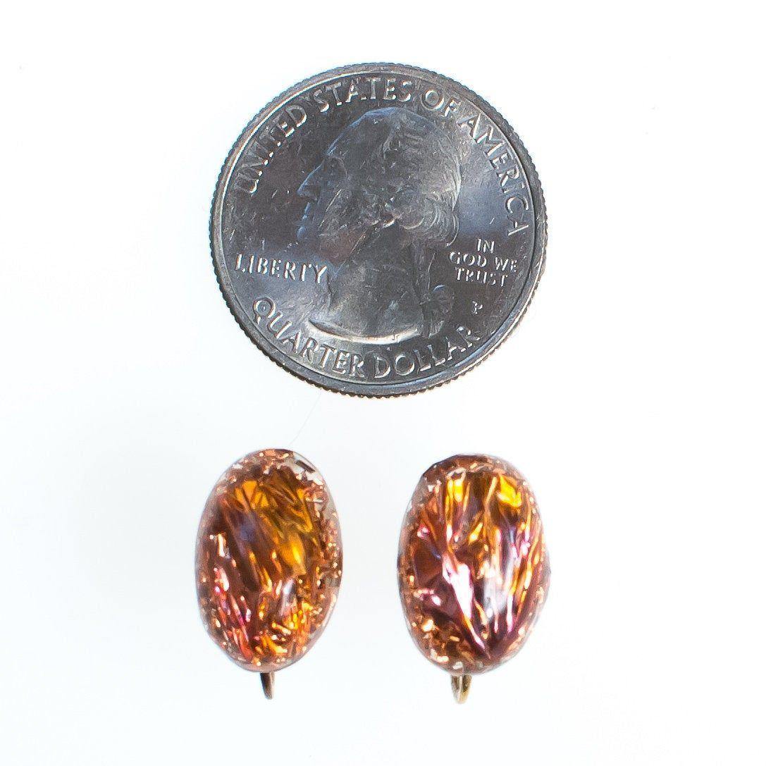 Vintage Blush Pink Crackle Lucite Oval Screwback Stud Earrings by Vintage Meet Modern - Vintage Meet Modern Vintage Jewelry - Chicago, Illinois - #oldhollywoodglamour #vintagemeetmodern #designervintage #jewelrybox #antiquejewelry #vintagejewelry