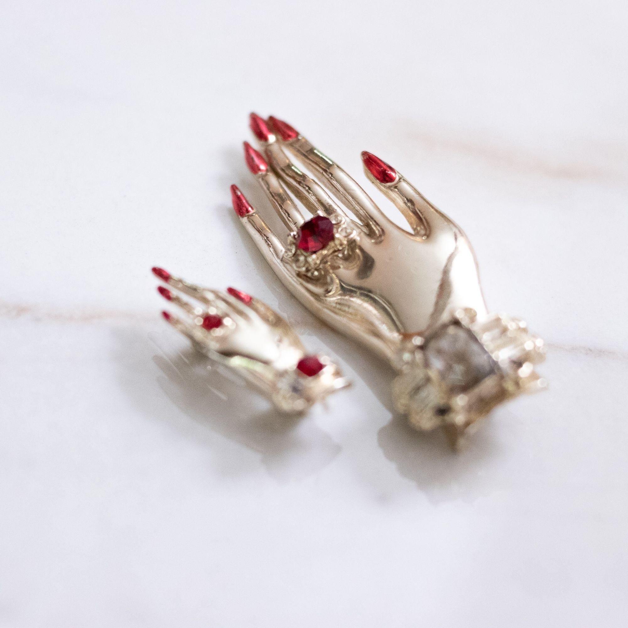 Vintage Hands of Friendship Scatter Pin Brooch Set by Unsigned Coro - Vintage Meet Modern Vintage Jewelry - Chicago, Illinois - #oldhollywoodglamour #vintagemeetmodern #designervintage #jewelrybox #antiquejewelry #vintagejewelry