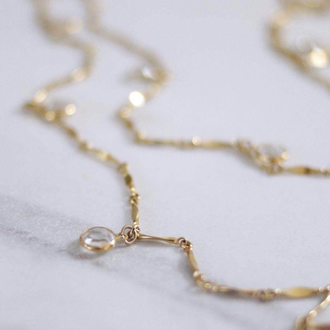 Vintage Flat Gold Link and Bezel Set Crystal Necklace by Unsigned Beauty - Vintage Meet Modern Vintage Jewelry - Chicago, Illinois - #oldhollywoodglamour #vintagemeetmodern #designervintage #jewelrybox #antiquejewelry #vintagejewelry