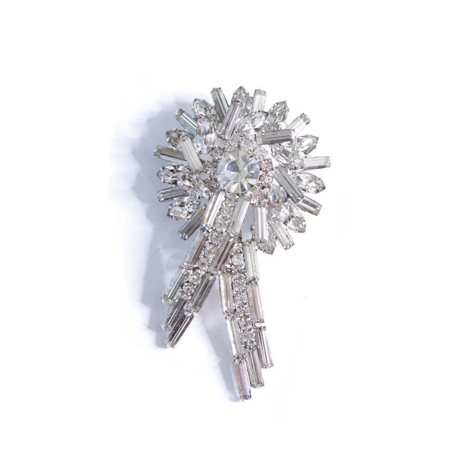 Vintage Large Diamante Firework Brooch with Baguette and Brilliant Round Crystals by Unsigned Beauty - Vintage Meet Modern Vintage Jewelry - Chicago, Illinois - #oldhollywoodglamour #vintagemeetmodern #designervintage #jewelrybox #antiquejewelry #vintagejewelry
