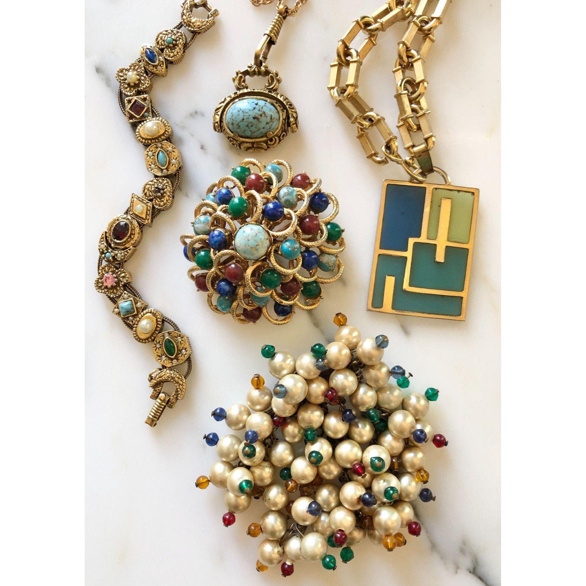 Vintage 1940s Dangling Cha-Cha Style Champagne Pearl and Red, Blue, Green, Yellow Brooch by Unsigned Beauty - Vintage Meet Modern Vintage Jewelry - Chicago, Illinois - #oldhollywoodglamour #vintagemeetmodern #designervintage #jewelrybox #antiquejewelry #vintagejewelry