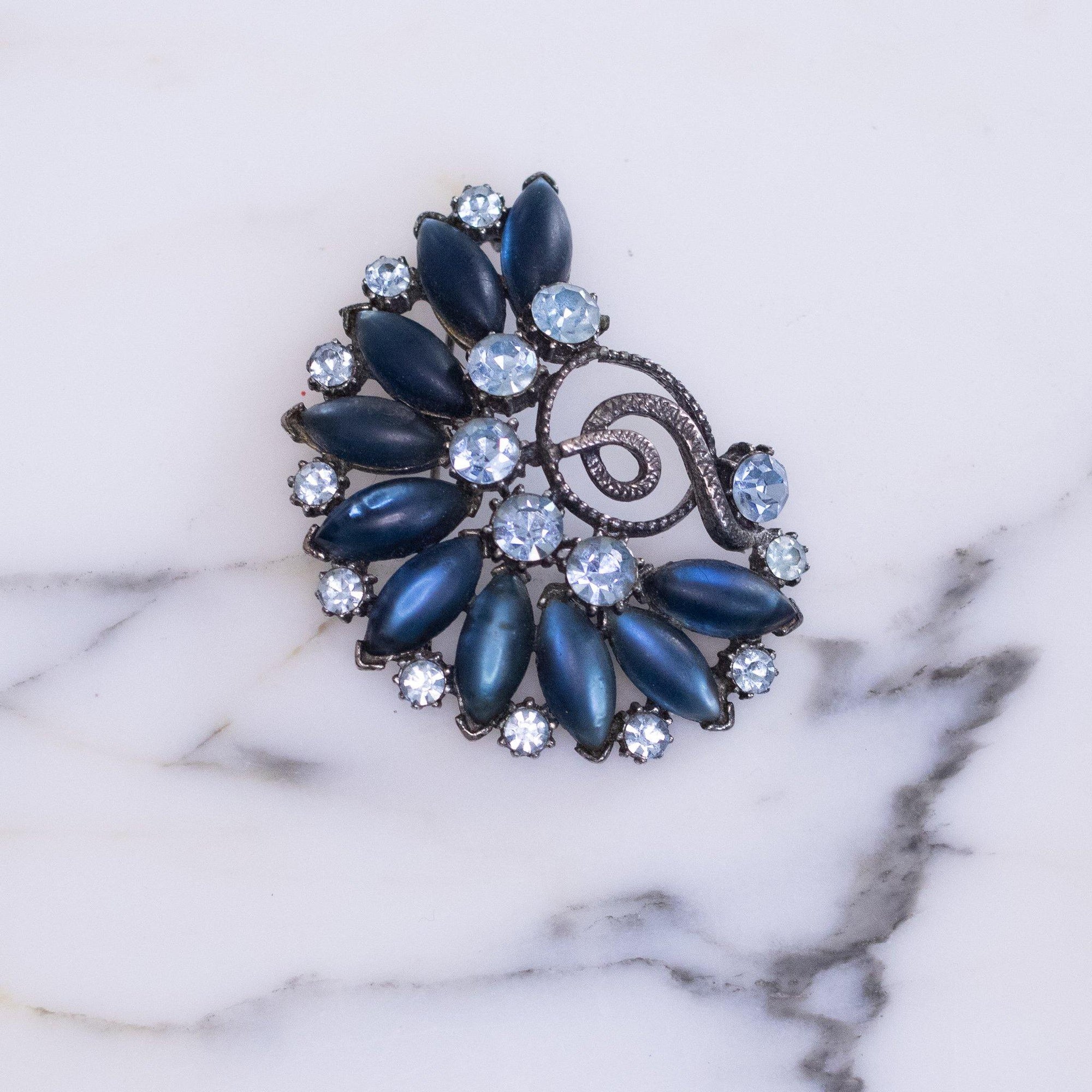 Vintage Florenza Matte Sapphire Blue and Light Blue Rhinestone Brooch by Vintage Meet Modern - Vintage Meet Modern Vintage Jewelry - Chicago, Illinois - #oldhollywoodglamour #vintagemeetmodern #designervintage #jewelrybox #antiquejewelry #vintagejewelry