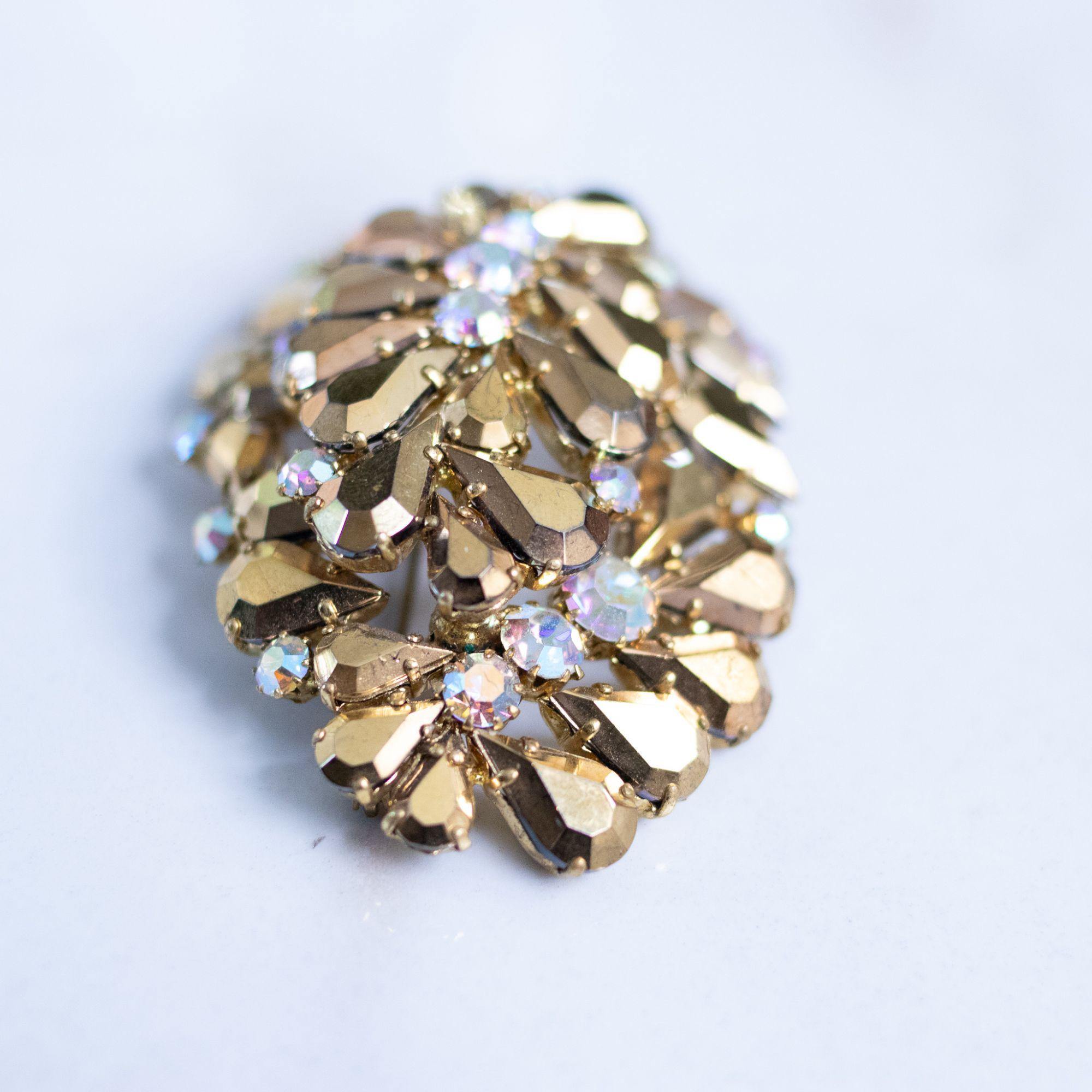 Vintage Juliana Gold Rhinestone Brooch by Juliana - Vintage Meet Modern Vintage Jewelry - Chicago, Illinois - #oldhollywoodglamour #vintagemeetmodern #designervintage #jewelrybox #antiquejewelry #vintagejewelry