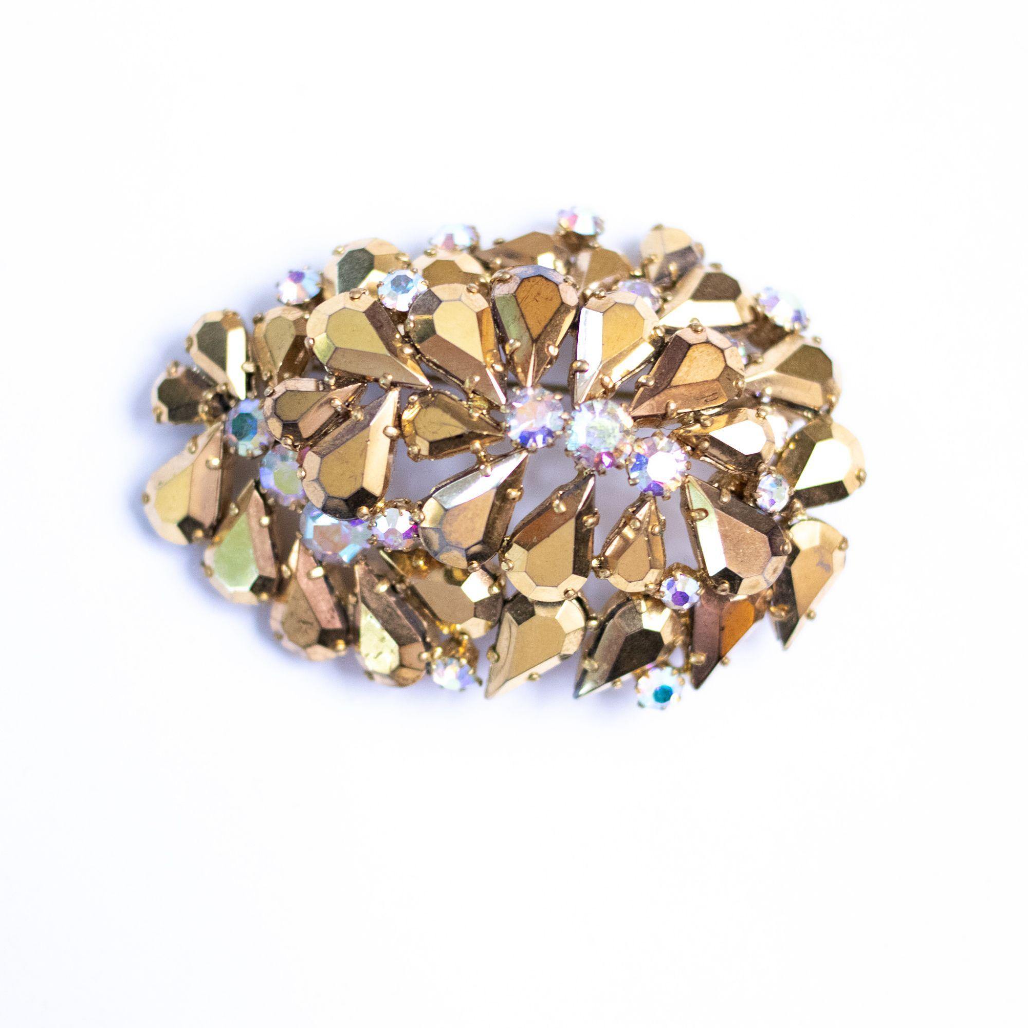Vintage Juliana Gold Rhinestone Brooch by Juliana - Vintage Meet Modern Vintage Jewelry - Chicago, Illinois - #oldhollywoodglamour #vintagemeetmodern #designervintage #jewelrybox #antiquejewelry #vintagejewelry