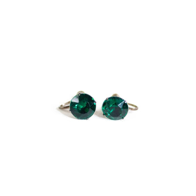 Vintage Emerald Crystal Screw-back Earrings by Unsigned Beauty - Vintage Meet Modern Vintage Jewelry - Chicago, Illinois - #oldhollywoodglamour #vintagemeetmodern #designervintage #jewelrybox #antiquejewelry #vintagejewelry
