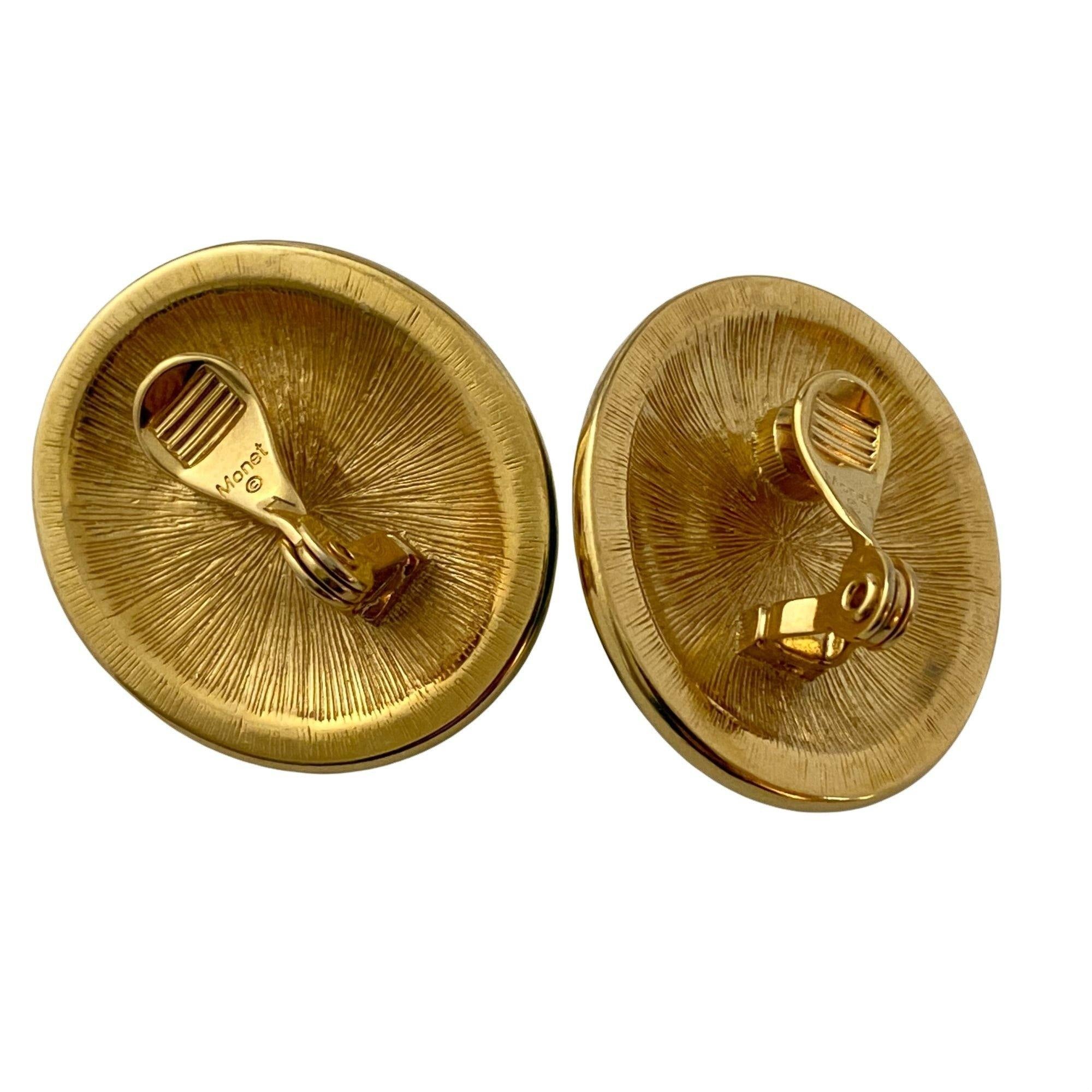 Vintage Monet Kelly Green and White Lucite Statement Earrings by Monet - Vintage Meet Modern Vintage Jewelry - Chicago, Illinois - #oldhollywoodglamour #vintagemeetmodern #designervintage #jewelrybox #antiquejewelry #vintagejewelry