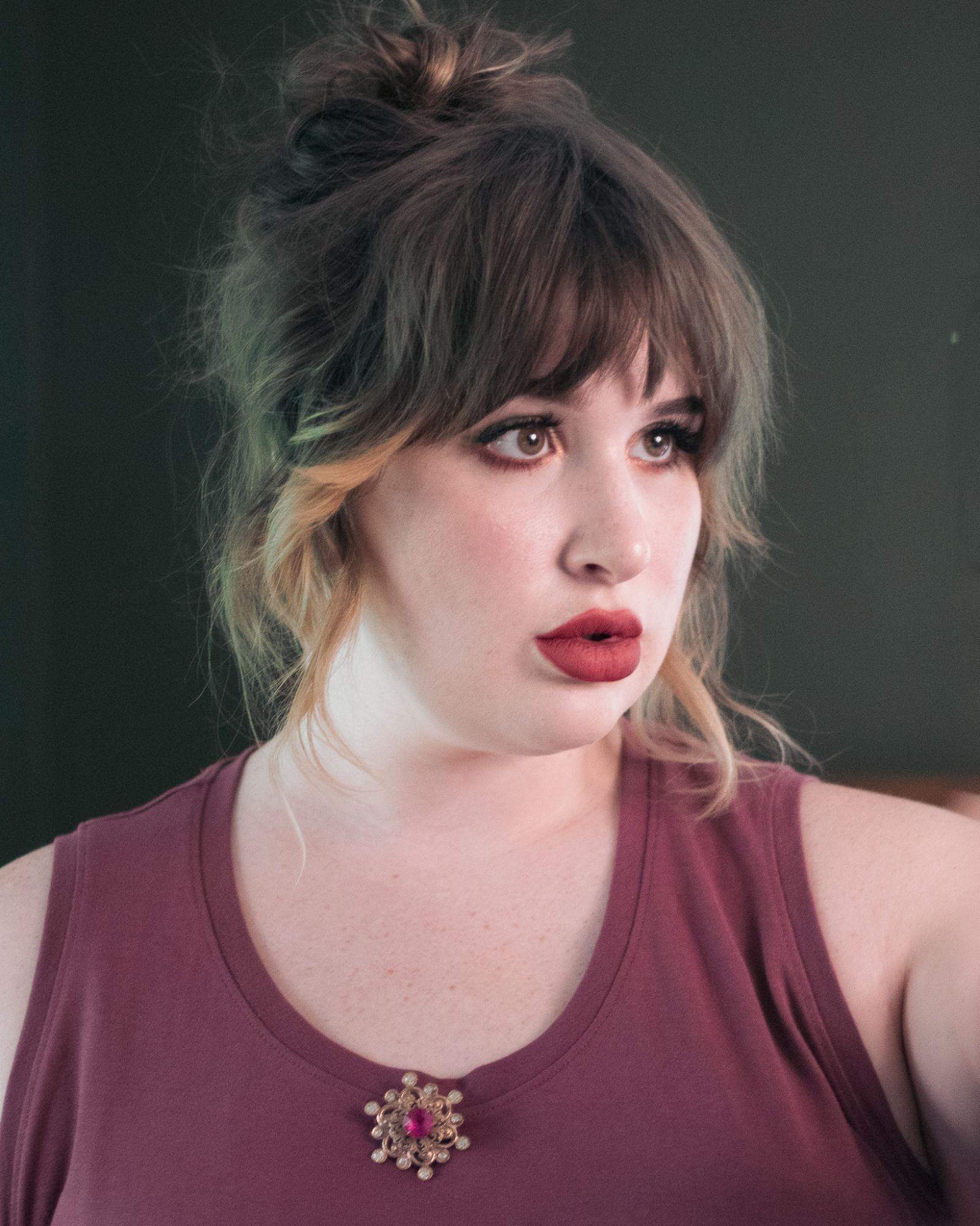 Vintage 1940s Pink Flower Pressed Metal Pink Rhinestone Brooch by Unsigned Beauty - Vintage Meet Modern Vintage Jewelry - Chicago, Illinois - #oldhollywoodglamour #vintagemeetmodern #designervintage #jewelrybox #antiquejewelry #vintagejewelry