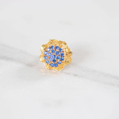 Blue Rhinestones Cluster Cocktail Ring by Unsigned Beauty - Vintage Meet Modern Vintage Jewelry - Chicago, Illinois - #oldhollywoodglamour #vintagemeetmodern #designervintage #jewelrybox #antiquejewelry #vintagejewelry