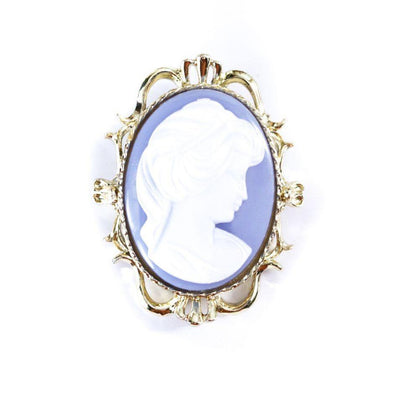 Vintage Wedgewood Style Cameo Brooch by Gerrys - Vintage Meet Modern Vintage Jewelry - Chicago, Illinois - #oldhollywoodglamour #vintagemeetmodern #designervintage #jewelrybox #antiquejewelry #vintagejewelry