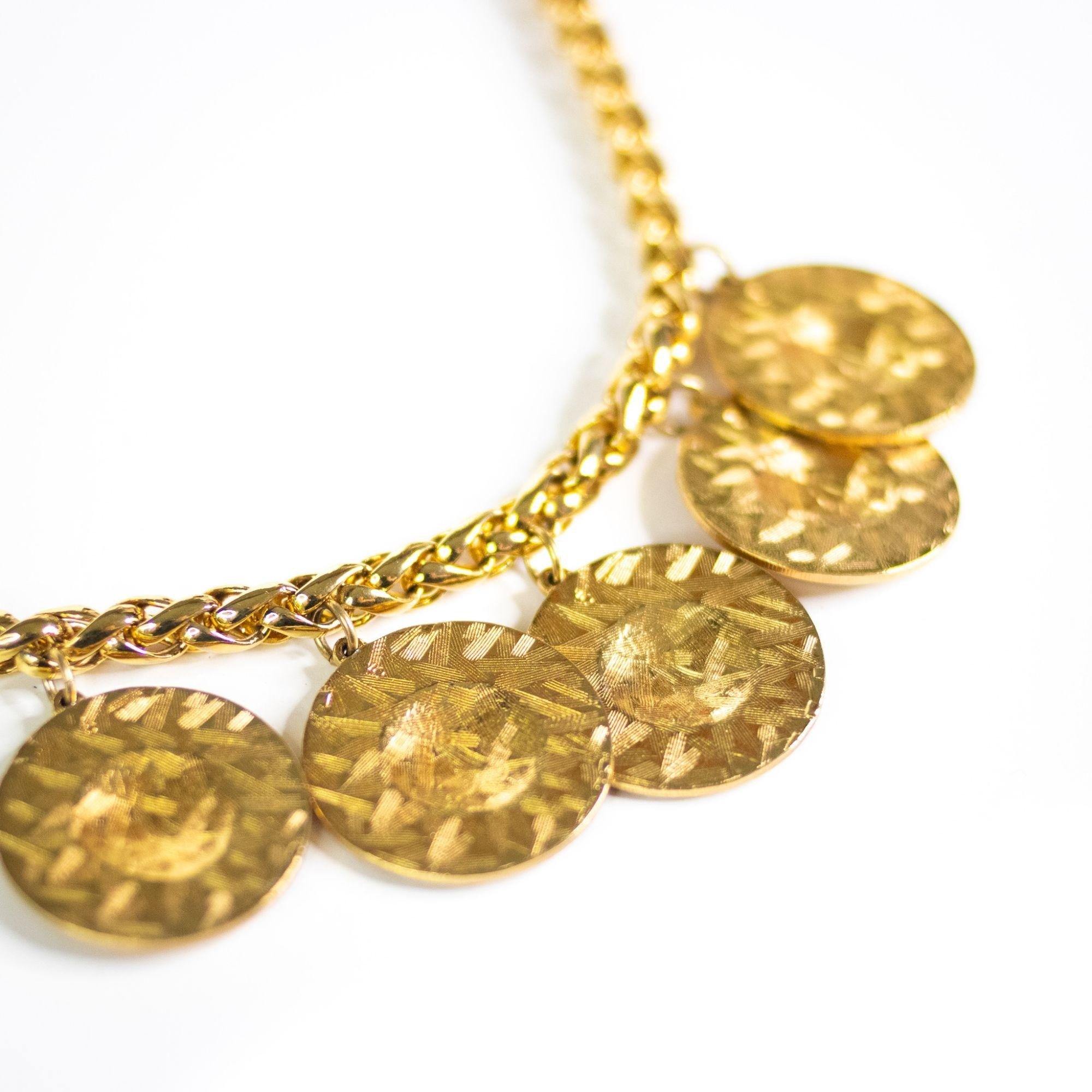 Vintage Gold Lion Charm Necklace by Unsigned Beauty - Vintage Meet Modern Vintage Jewelry - Chicago, Illinois - #oldhollywoodglamour #vintagemeetmodern #designervintage #jewelrybox #antiquejewelry #vintagejewelry