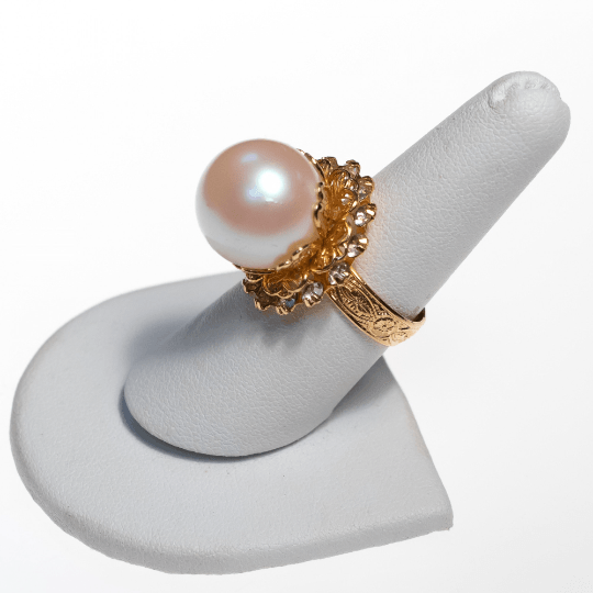 Vintage Faux Pearl and Diamante Crystal Cocktail Ring by Vintage Meet Modern - Vintage Meet Modern Vintage Jewelry - Chicago, Illinois - #oldhollywoodglamour #vintagemeetmodern #designervintage #jewelrybox #antiquejewelry #vintagejewelry