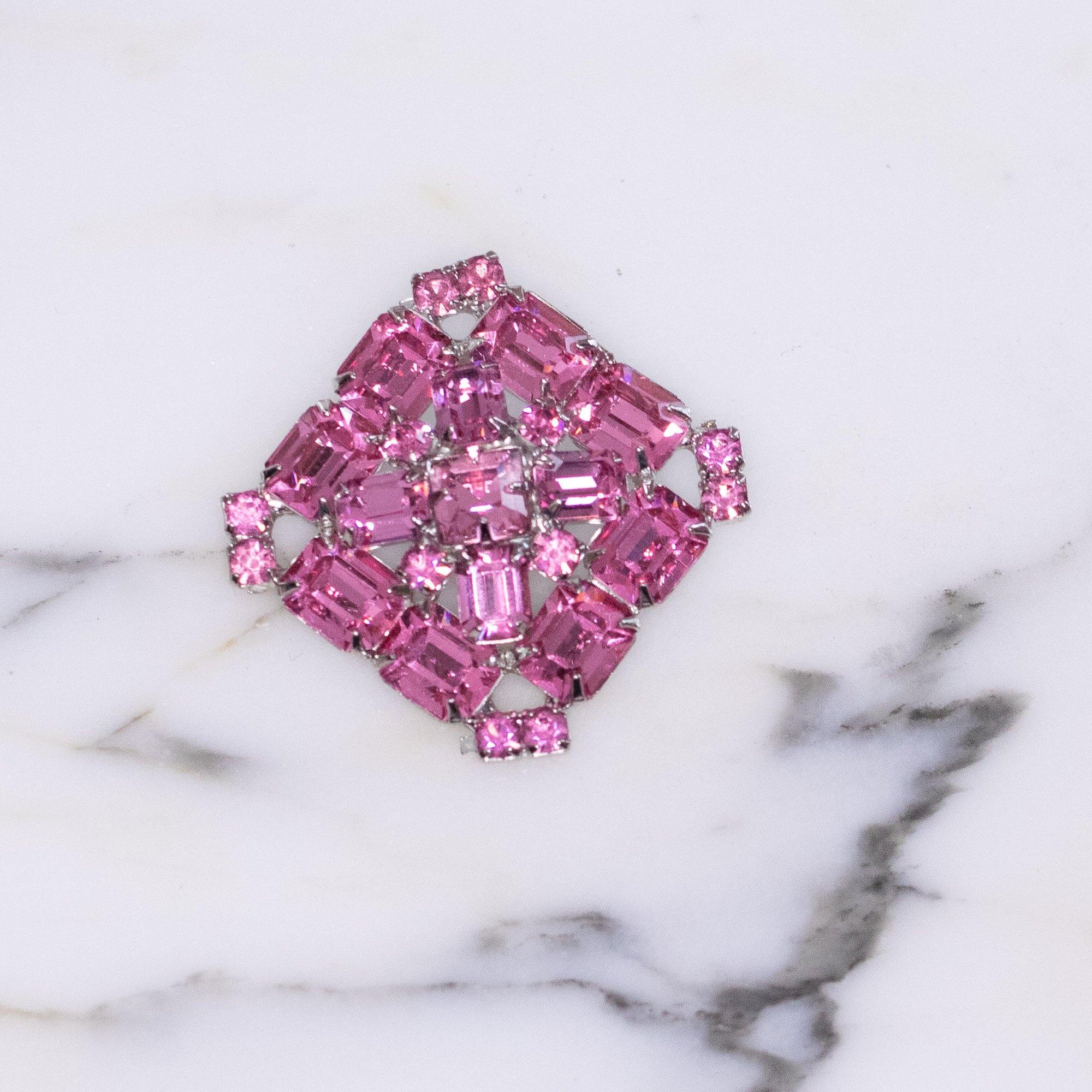 Vintage Weiss Bright Pink Rhinestone Brooch by Weiss - Vintage Meet Modern Vintage Jewelry - Chicago, Illinois - #oldhollywoodglamour #vintagemeetmodern #designervintage #jewelrybox #antiquejewelry #vintagejewelry