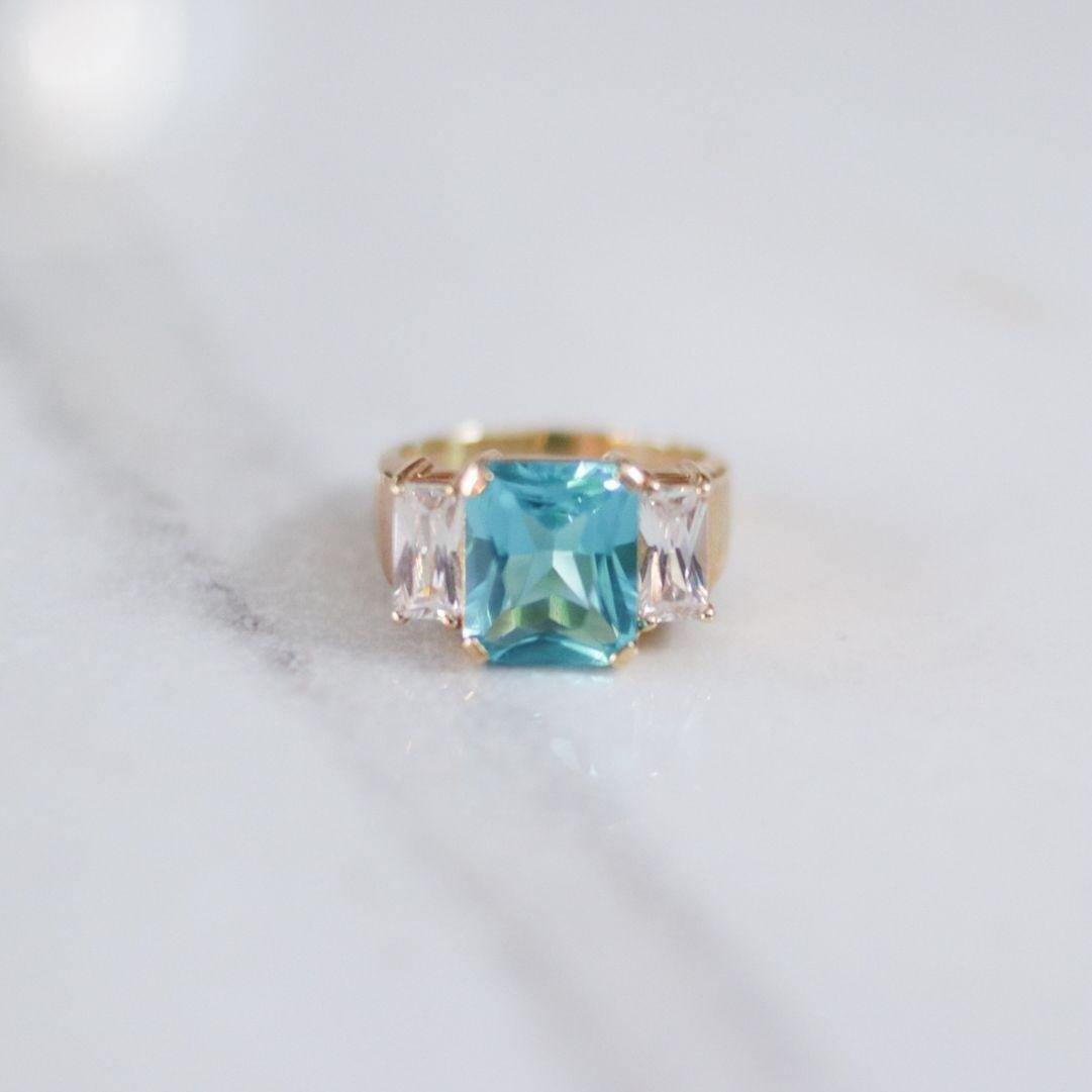 Vintage Emerald Cut Aqua Crystal and Cubic Zirconia Cocktail Ring by Unsigned Beauty - Vintage Meet Modern Vintage Jewelry - Chicago, Illinois - #oldhollywoodglamour #vintagemeetmodern #designervintage #jewelrybox #antiquejewelry #vintagejewelry