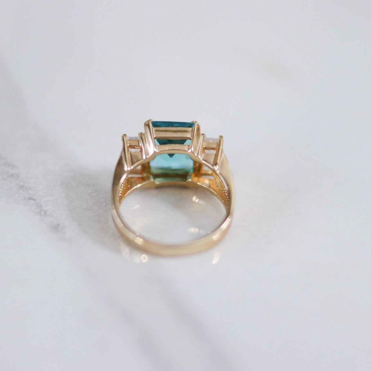 Vintage Emerald Cut Aqua Crystal and Cubic Zirconia Cocktail Ring by Unsigned Beauty - Vintage Meet Modern Vintage Jewelry - Chicago, Illinois - #oldhollywoodglamour #vintagemeetmodern #designervintage #jewelrybox #antiquejewelry #vintagejewelry
