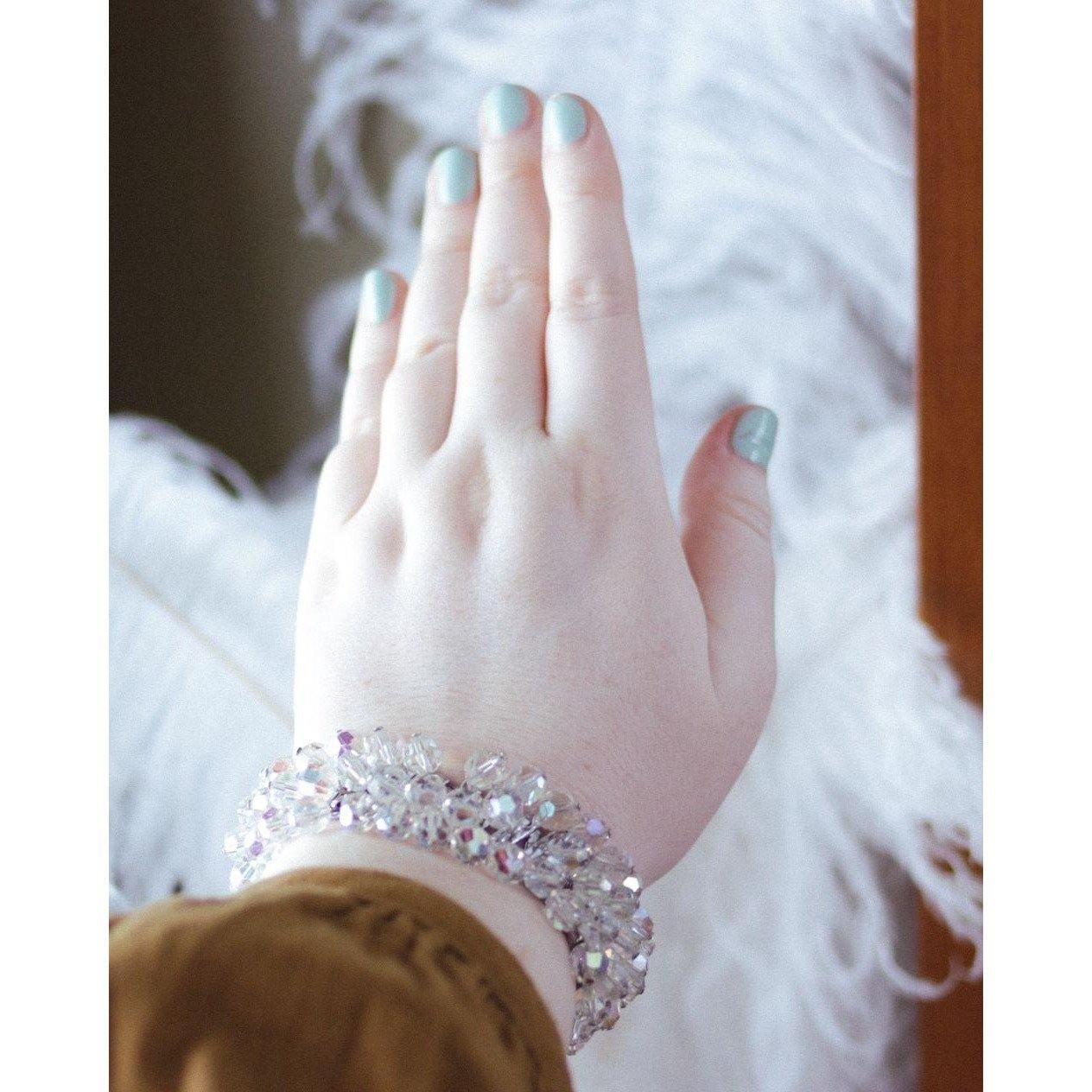 Vintage Aurora Borealis Cha Cha Bracelet by Japan - Vintage Meet Modern Vintage Jewelry - Chicago, Illinois - #oldhollywoodglamour #vintagemeetmodern #designervintage #jewelrybox #antiquejewelry #vintagejewelry