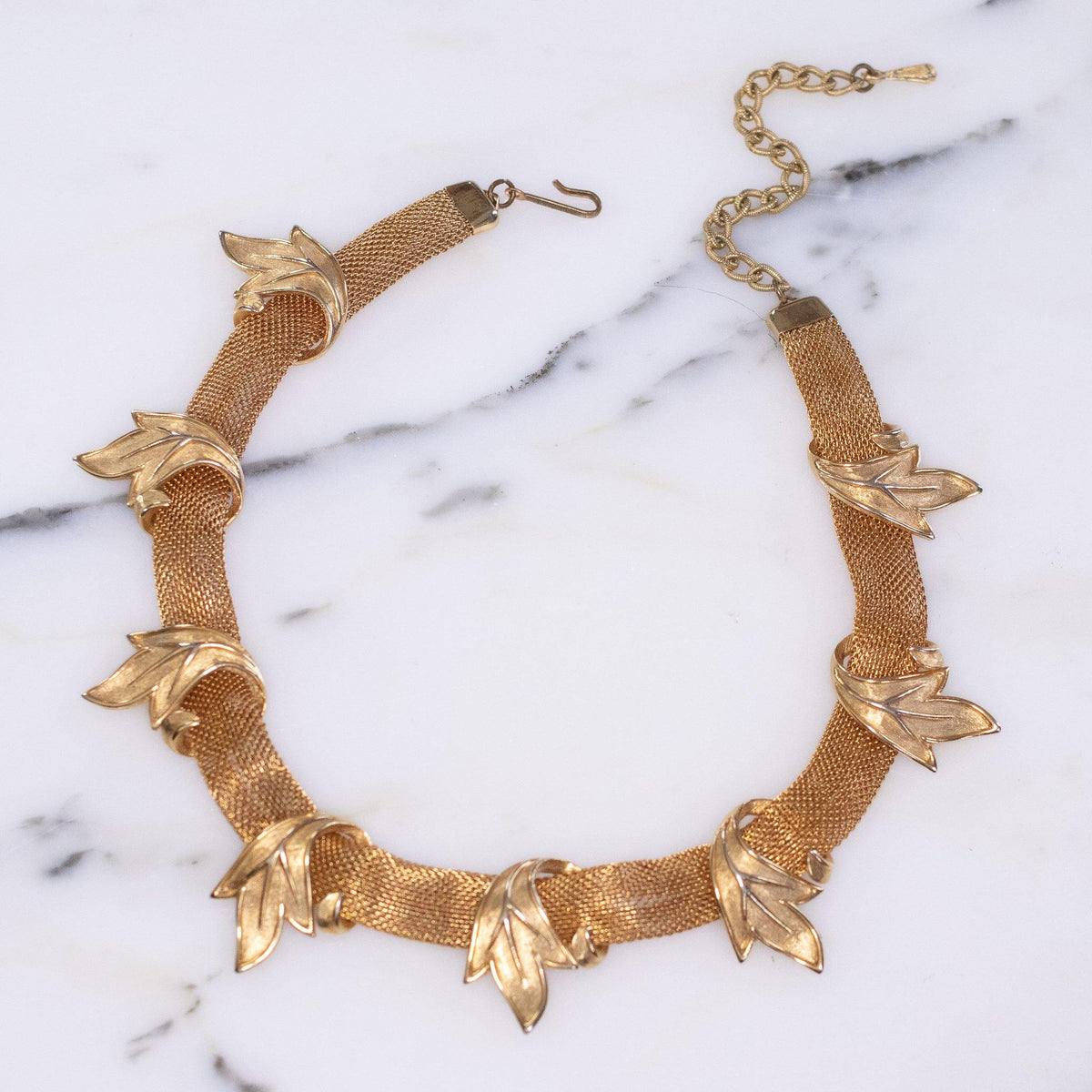 Vintage Judy Lee Gold Mesh Necklace with Leaf Design