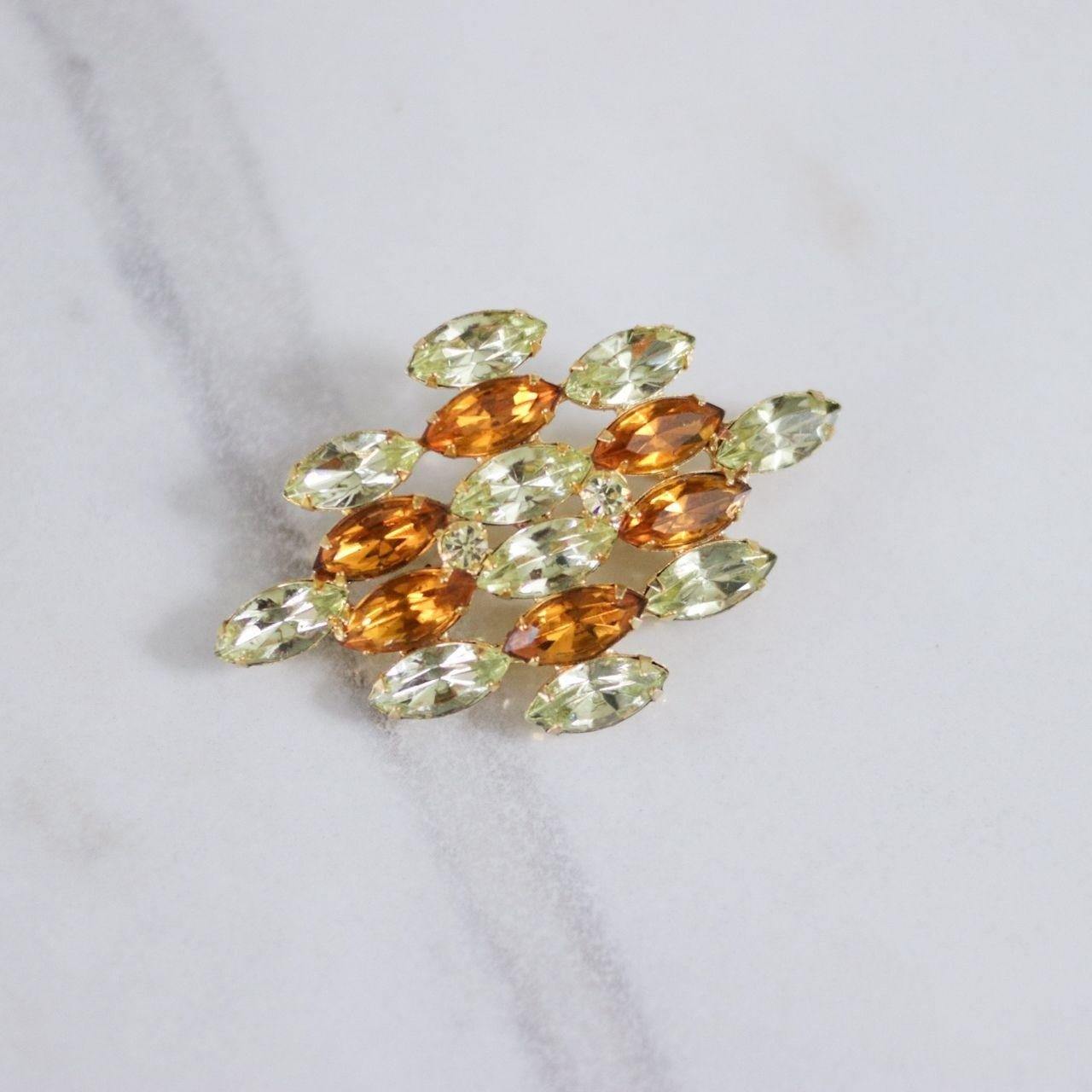 Vintage Yellow and Amber Rhinestone Brooch by Unsigned Beauty - Vintage Meet Modern Vintage Jewelry - Chicago, Illinois - #oldhollywoodglamour #vintagemeetmodern #designervintage #jewelrybox #antiquejewelry #vintagejewelry