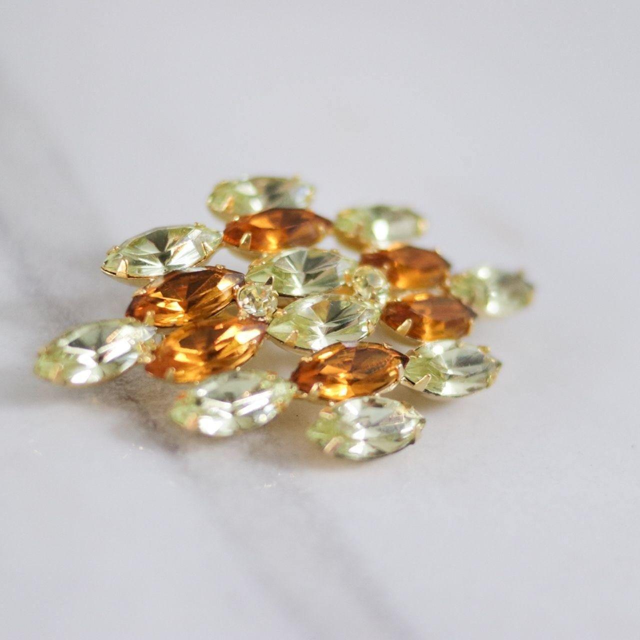 Vintage Yellow and Amber Rhinestone Brooch by Unsigned Beauty - Vintage Meet Modern Vintage Jewelry - Chicago, Illinois - #oldhollywoodglamour #vintagemeetmodern #designervintage #jewelrybox #antiquejewelry #vintagejewelry