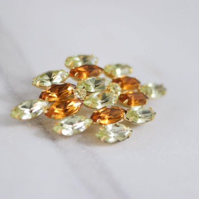 Vintage Yellow and Amber Rhinestone Brooch by Unsigned Beauty - Vintage Meet Modern Vintage Jewelry - Chicago, Illinois - #oldhollywoodglamour #vintagemeetmodern #designervintage #jewelrybox #antiquejewelry #vintagejewelry