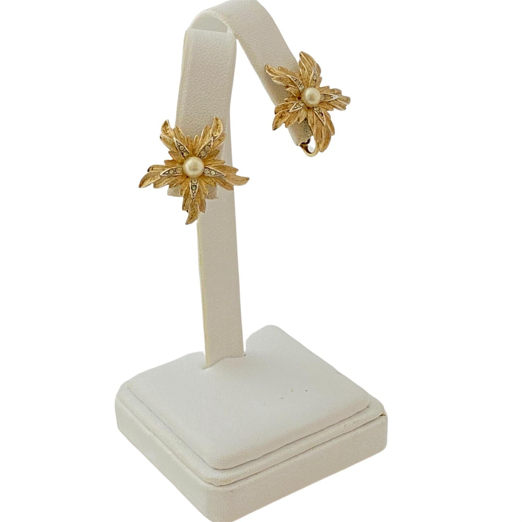Vintage Mid Century Modern Gold, Pearl, and Diamante Flower Earrings by Unsigned Beauty - Vintage Meet Modern Vintage Jewelry - Chicago, Illinois - #oldhollywoodglamour #vintagemeetmodern #designervintage #jewelrybox #antiquejewelry #vintagejewelry