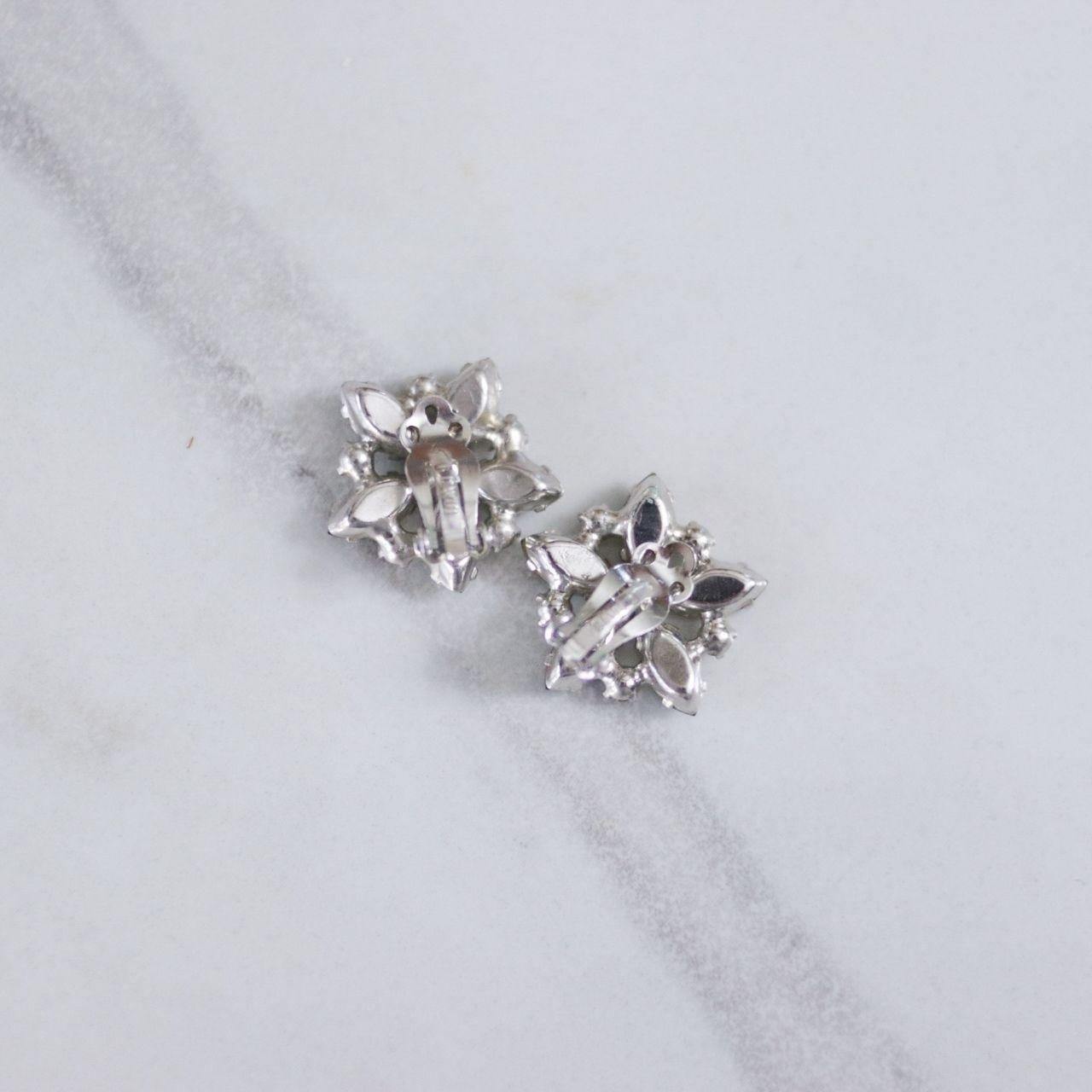 Vintage B David Peridot Crystal and Diamante Rhinestone Earrings by B David - Vintage Meet Modern Vintage Jewelry - Chicago, Illinois - #oldhollywoodglamour #vintagemeetmodern #designervintage #jewelrybox #antiquejewelry #vintagejewelry