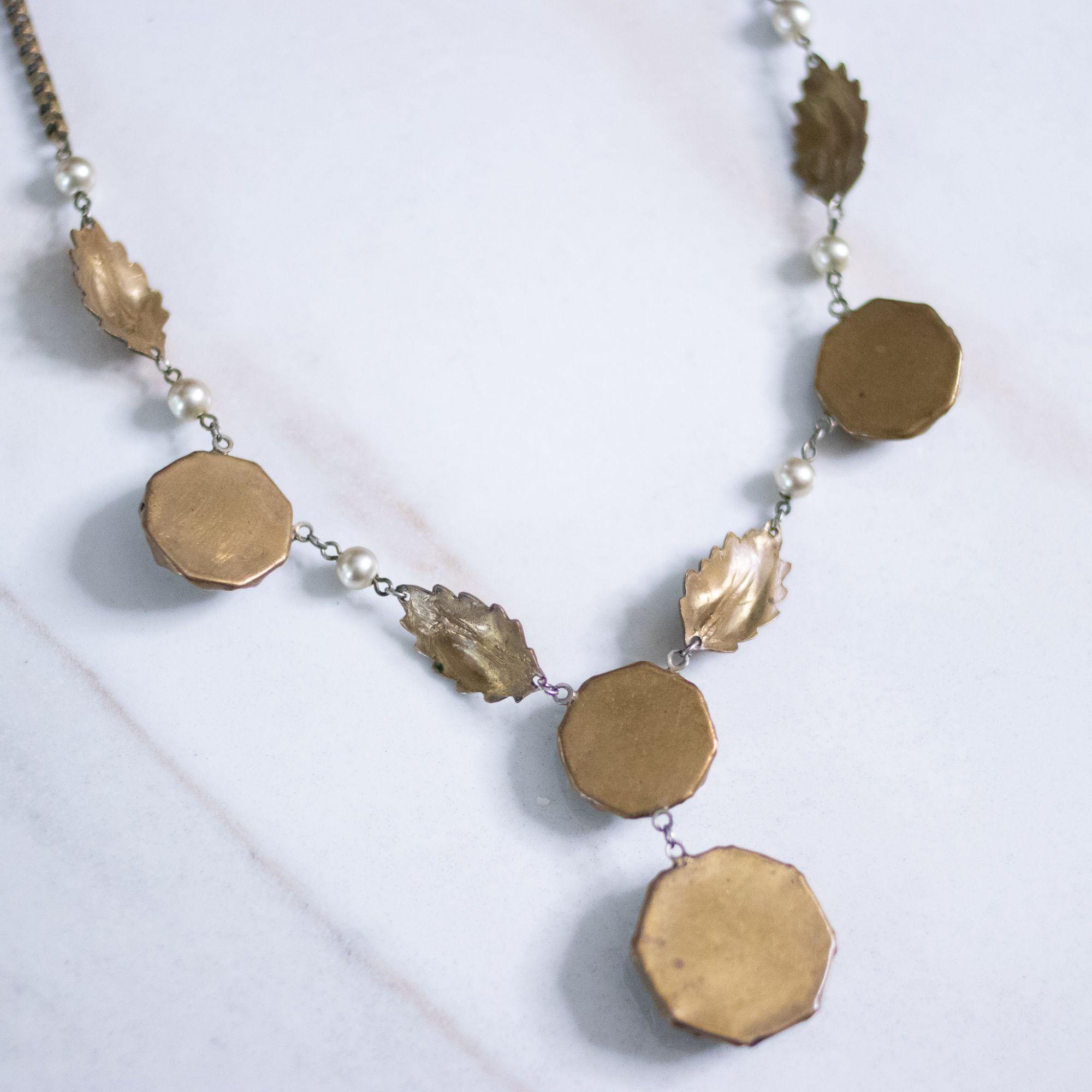 Vintage Ruffle Link with Pearl Lavalier Necklace by Unsigned Beauty - Vintage Meet Modern Vintage Jewelry - Chicago, Illinois - #oldhollywoodglamour #vintagemeetmodern #designervintage #jewelrybox #antiquejewelry #vintagejewelry