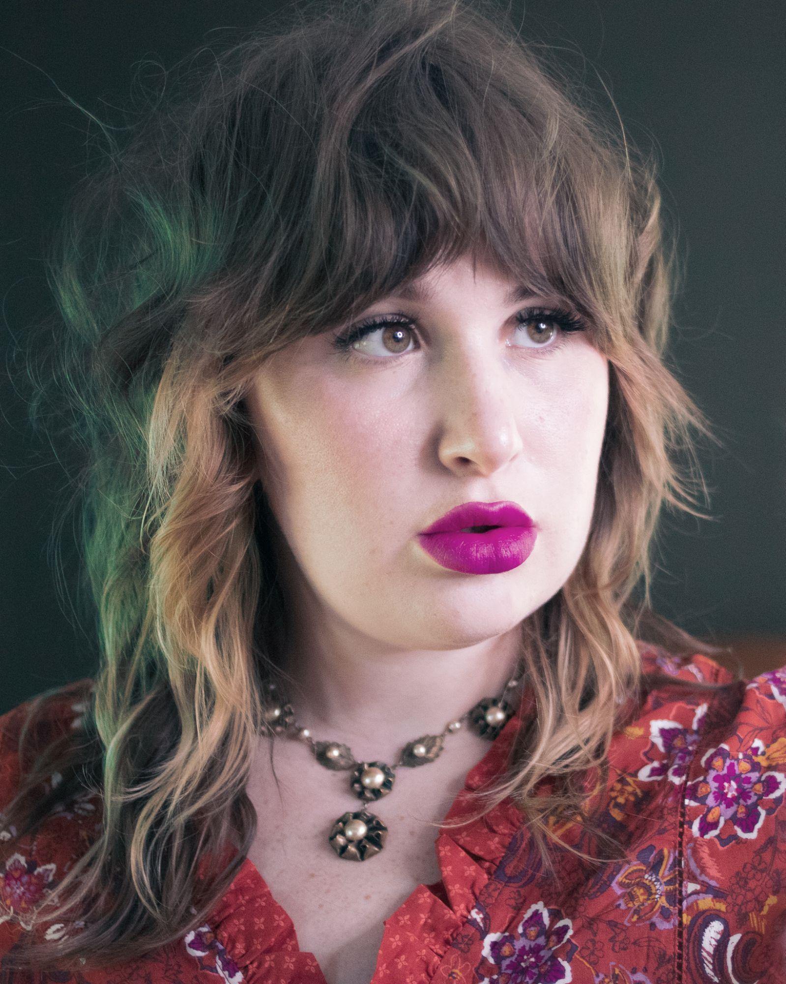 Vintage Ruffle Link with Pearl Lavalier Necklace by Unsigned Beauty - Vintage Meet Modern Vintage Jewelry - Chicago, Illinois - #oldhollywoodglamour #vintagemeetmodern #designervintage #jewelrybox #antiquejewelry #vintagejewelry