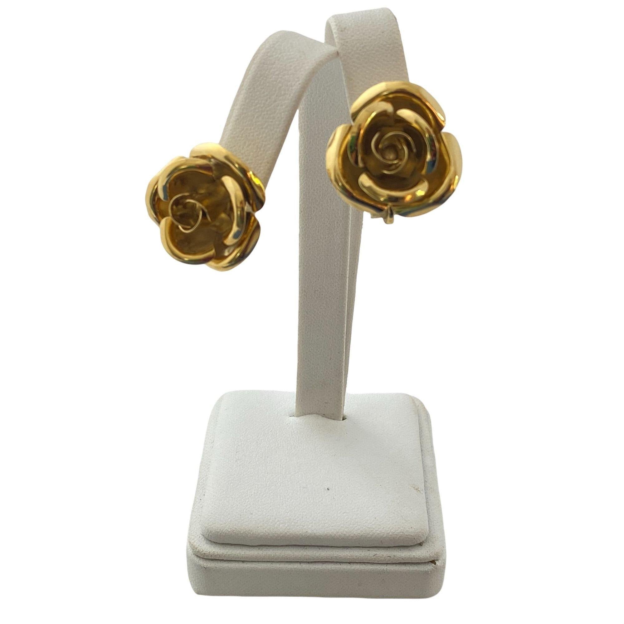 Vintage Crown Trifari Gold Rose Earrings by Crown Trifari - Vintage Meet Modern Vintage Jewelry - Chicago, Illinois - #oldhollywoodglamour #vintagemeetmodern #designervintage #jewelrybox #antiquejewelry #vintagejewelry