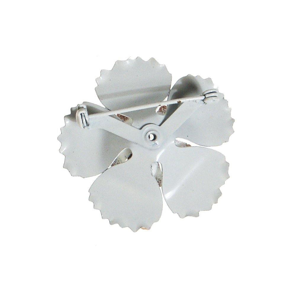 Black and White Polka Dot Enamel Flower Brooch by Unsigned Beauty - Vintage Meet Modern Vintage Jewelry - Chicago, Illinois - #oldhollywoodglamour #vintagemeetmodern #designervintage #jewelrybox #antiquejewelry #vintagejewelry